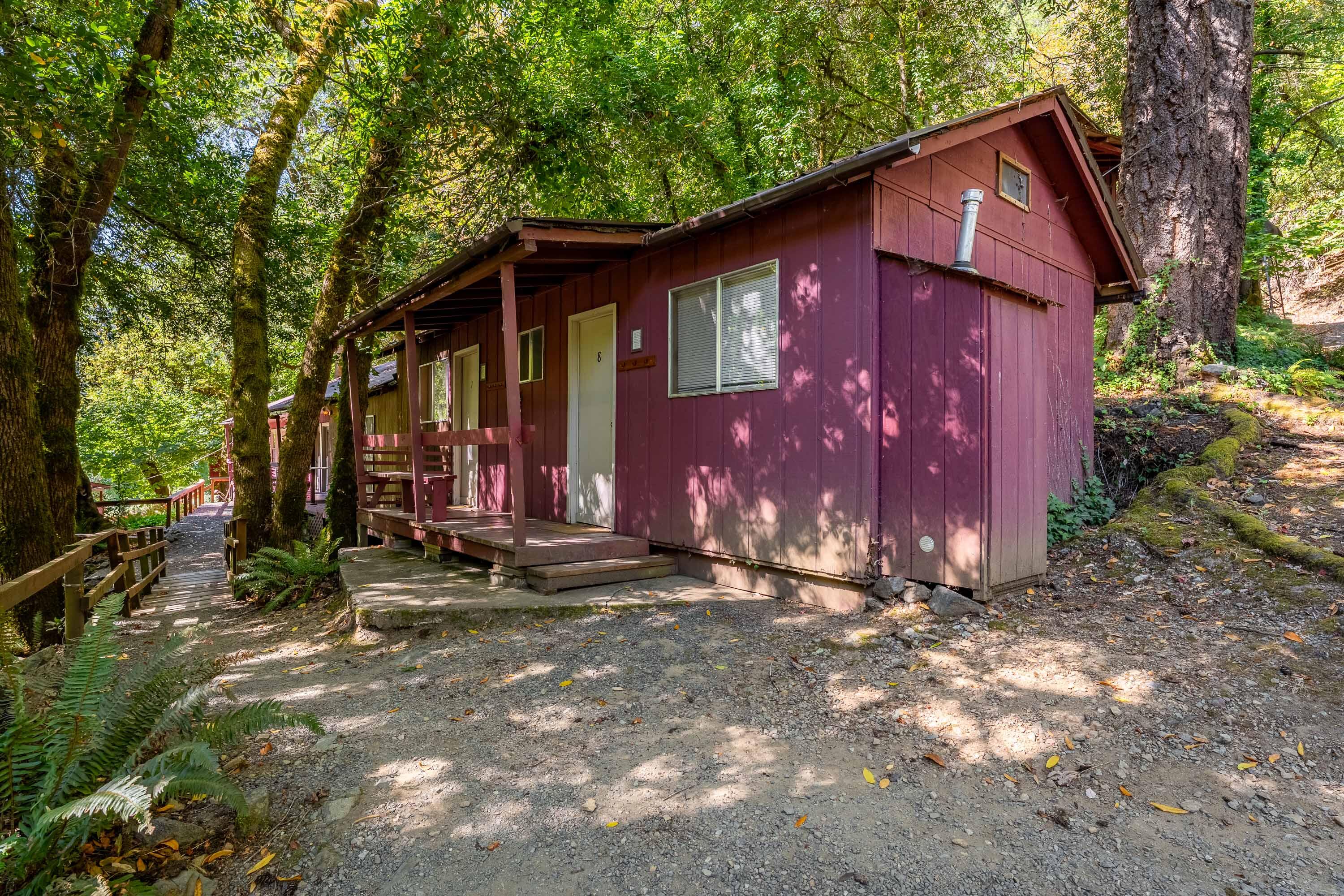 7800 Rogue River