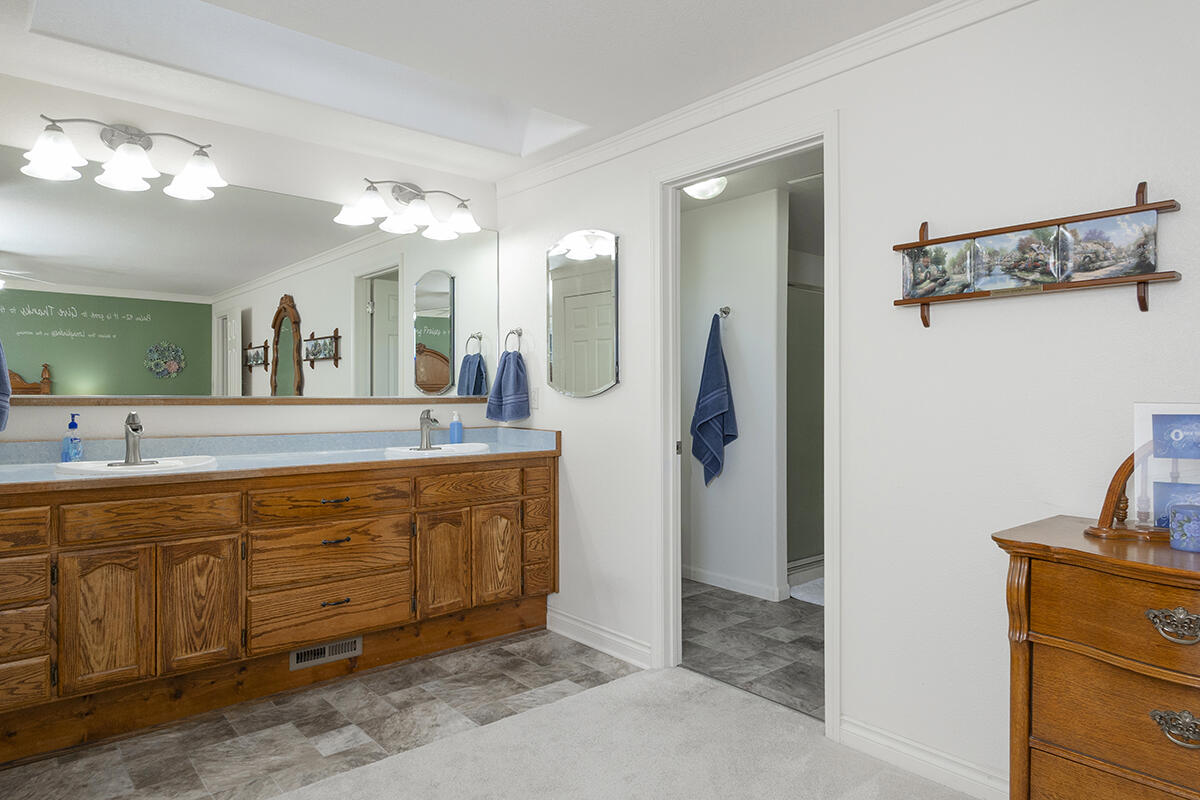 4806 Williams Highway