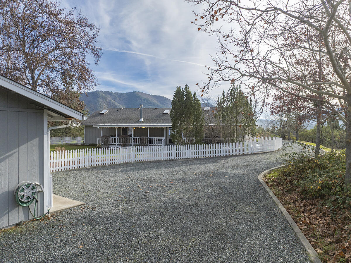 4806 Williams Highway