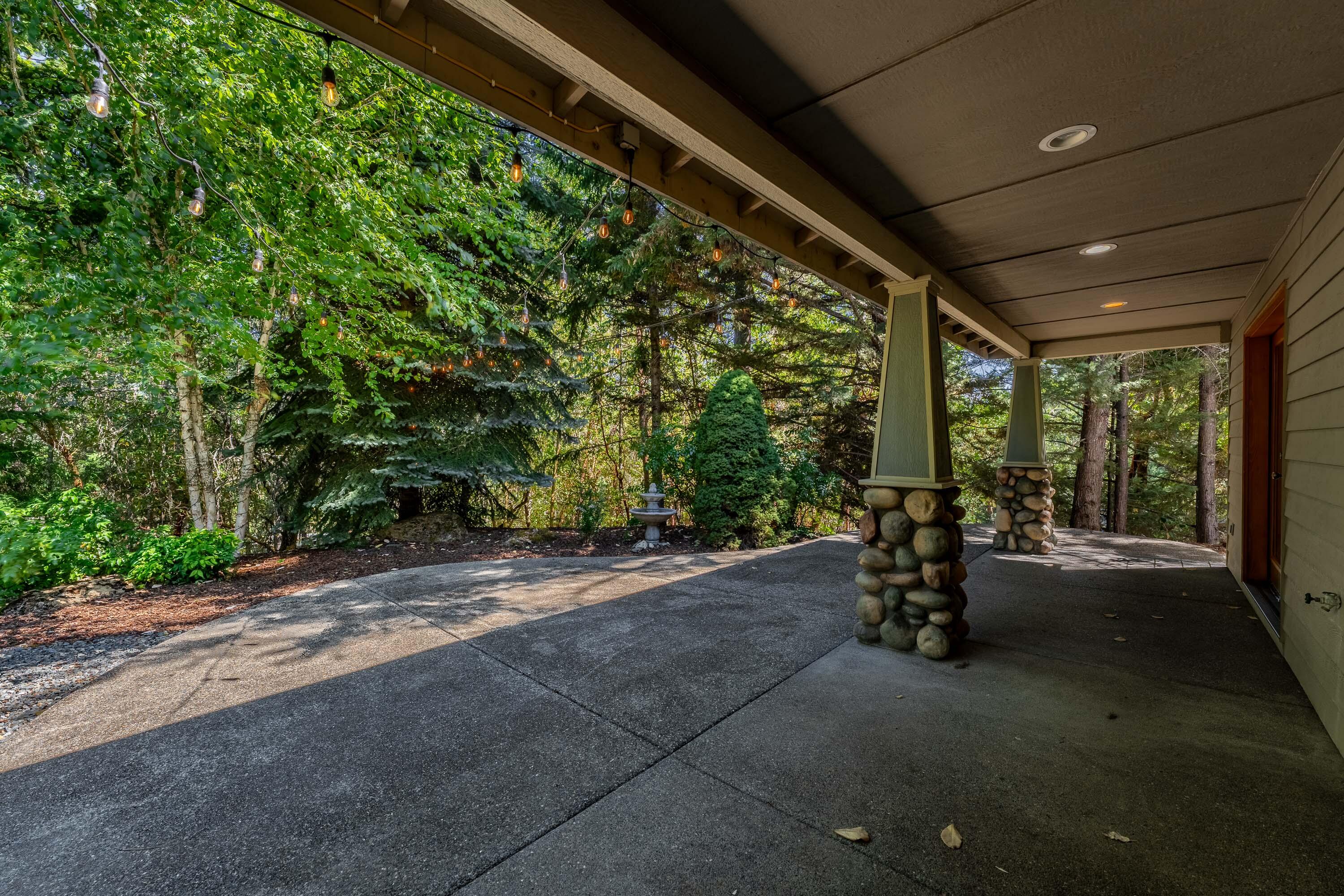 700 Rancho Vista Drive