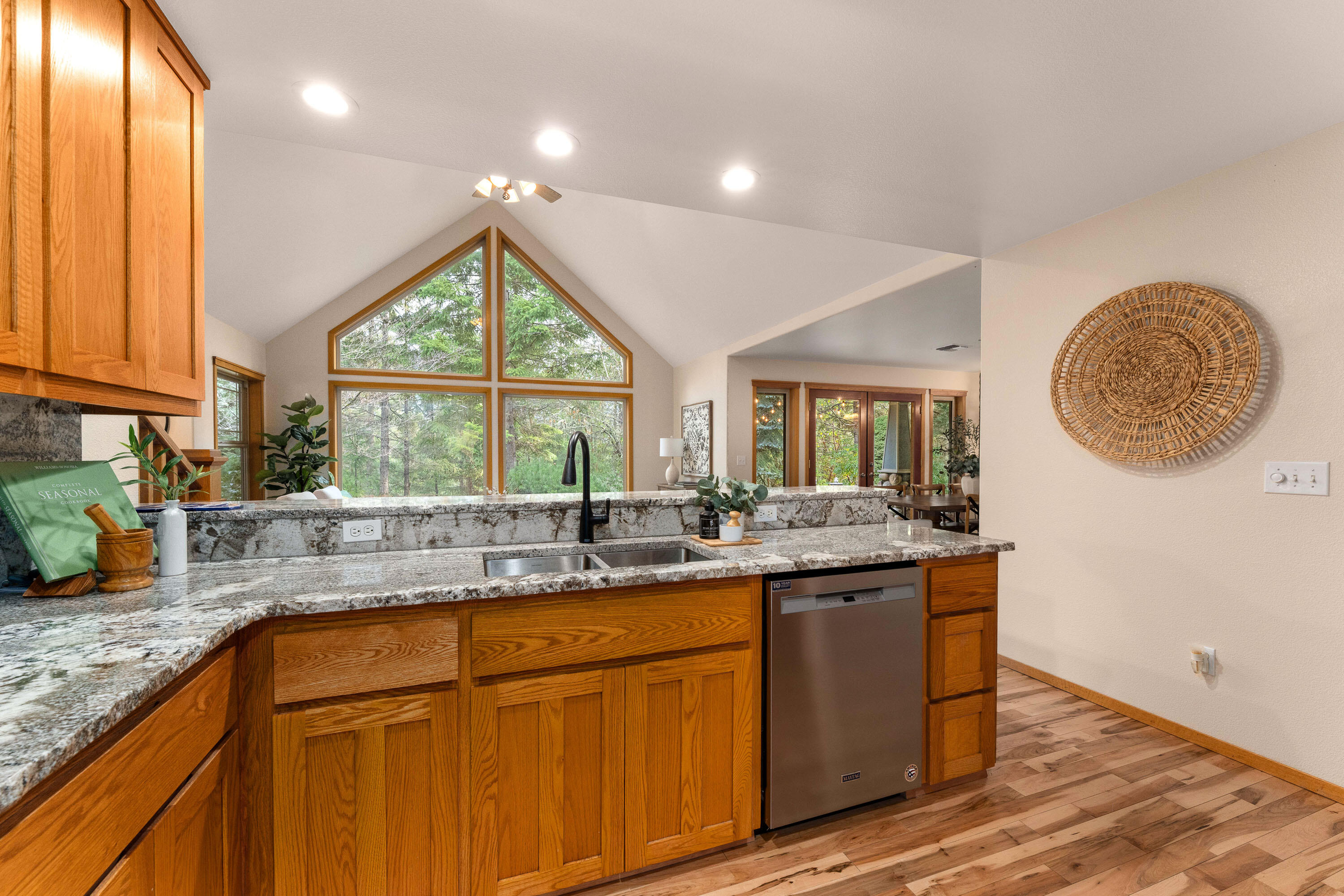 700 Rancho Vista Drive