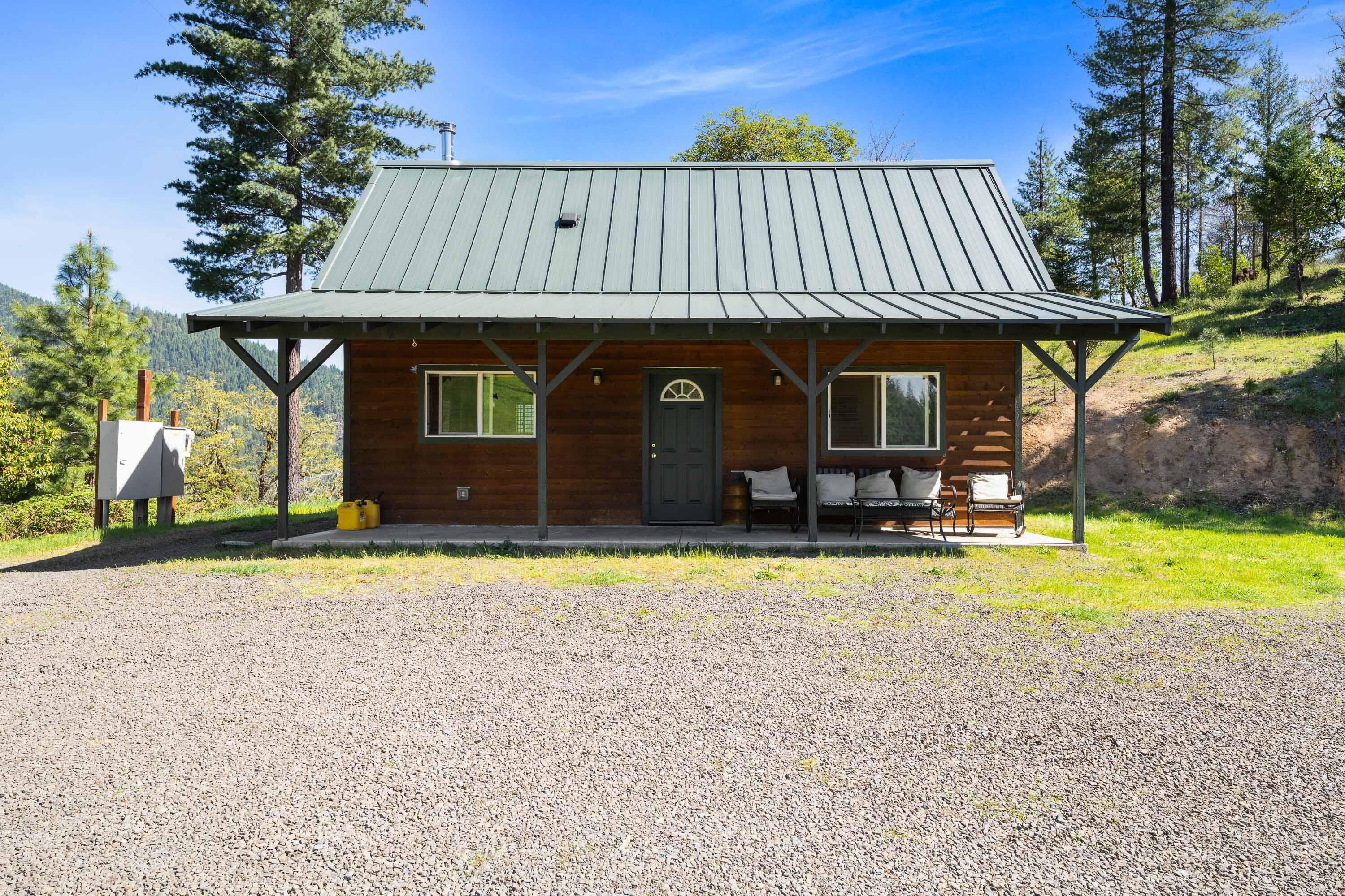 17939 E Evans Creek Road