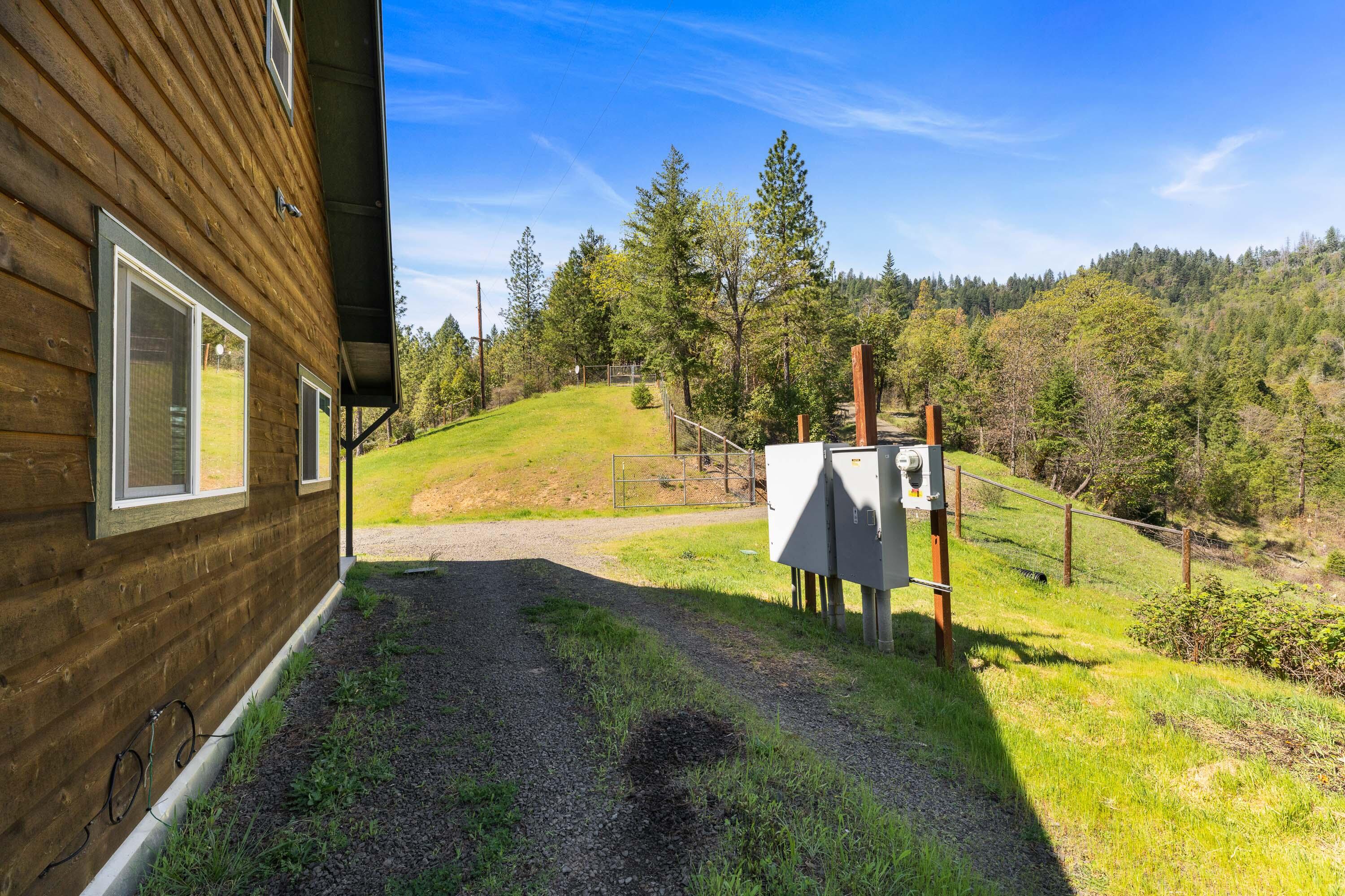 17939 E Evans Creek Road