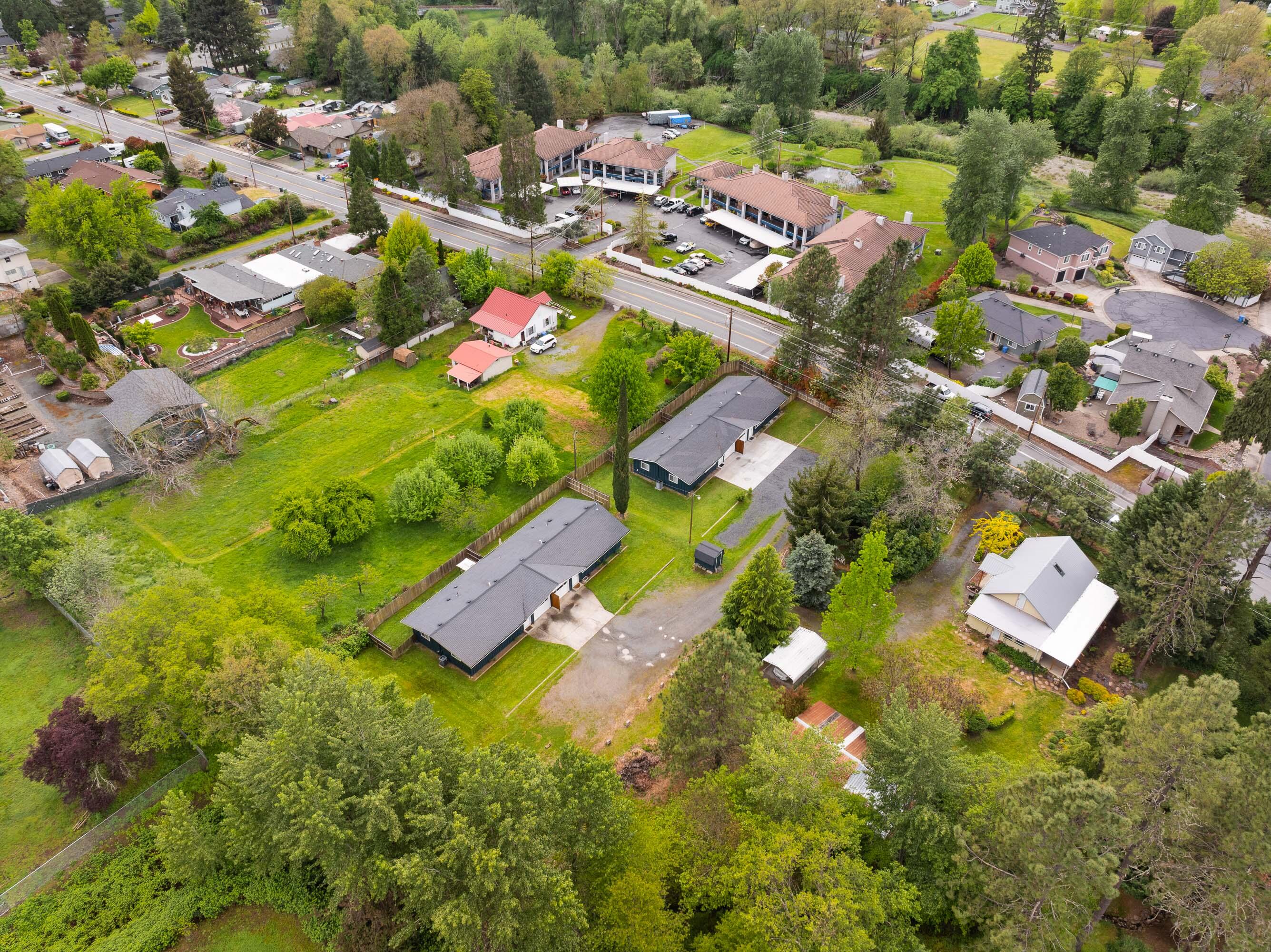 824 Pine Street, 1-4