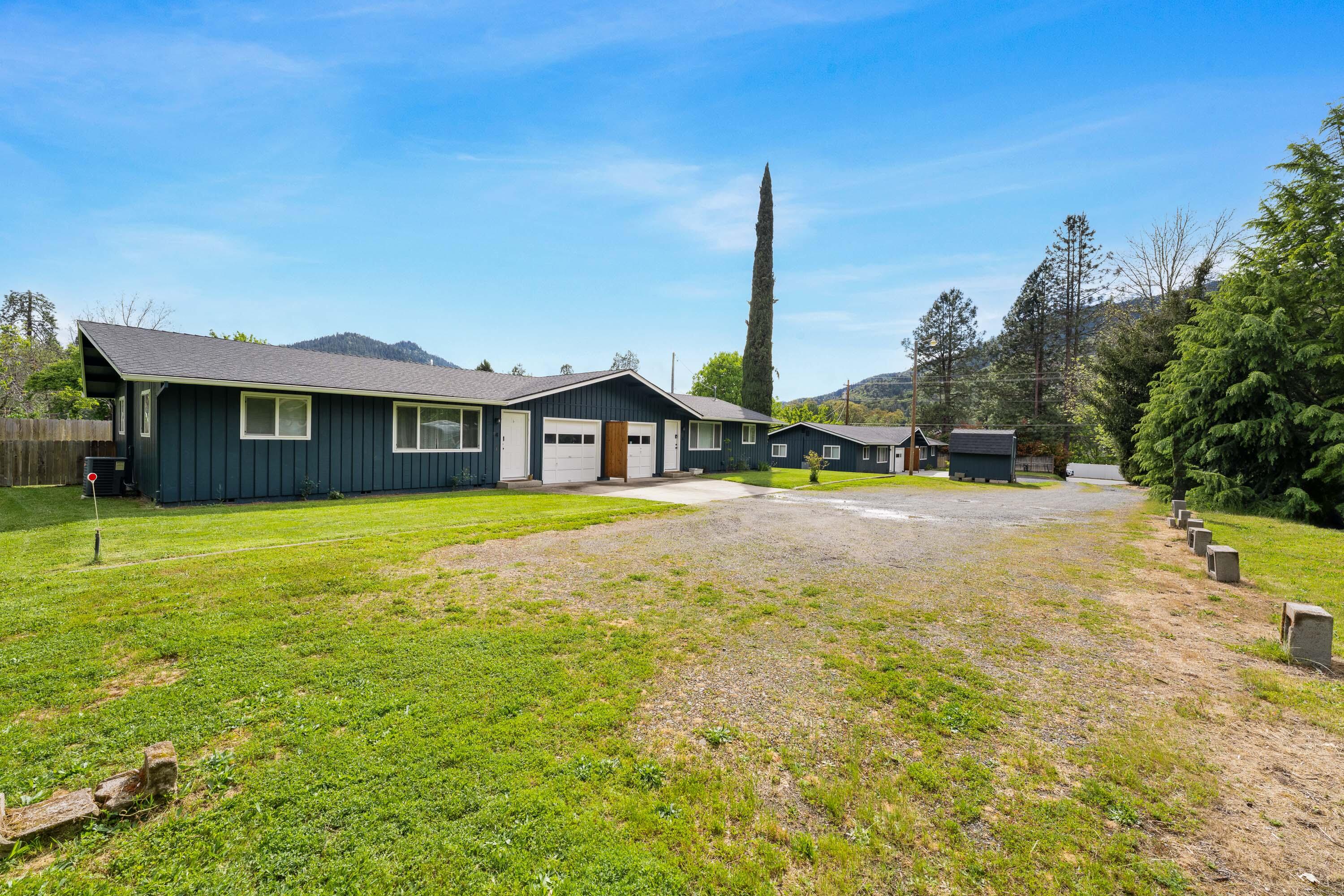 824 Pine Street, 1-4