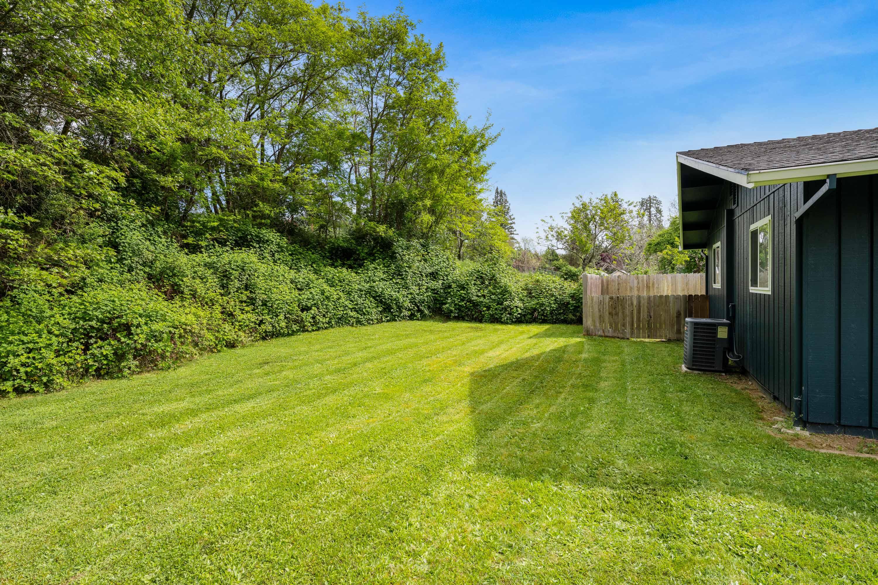 824 Pine Street, 1-4