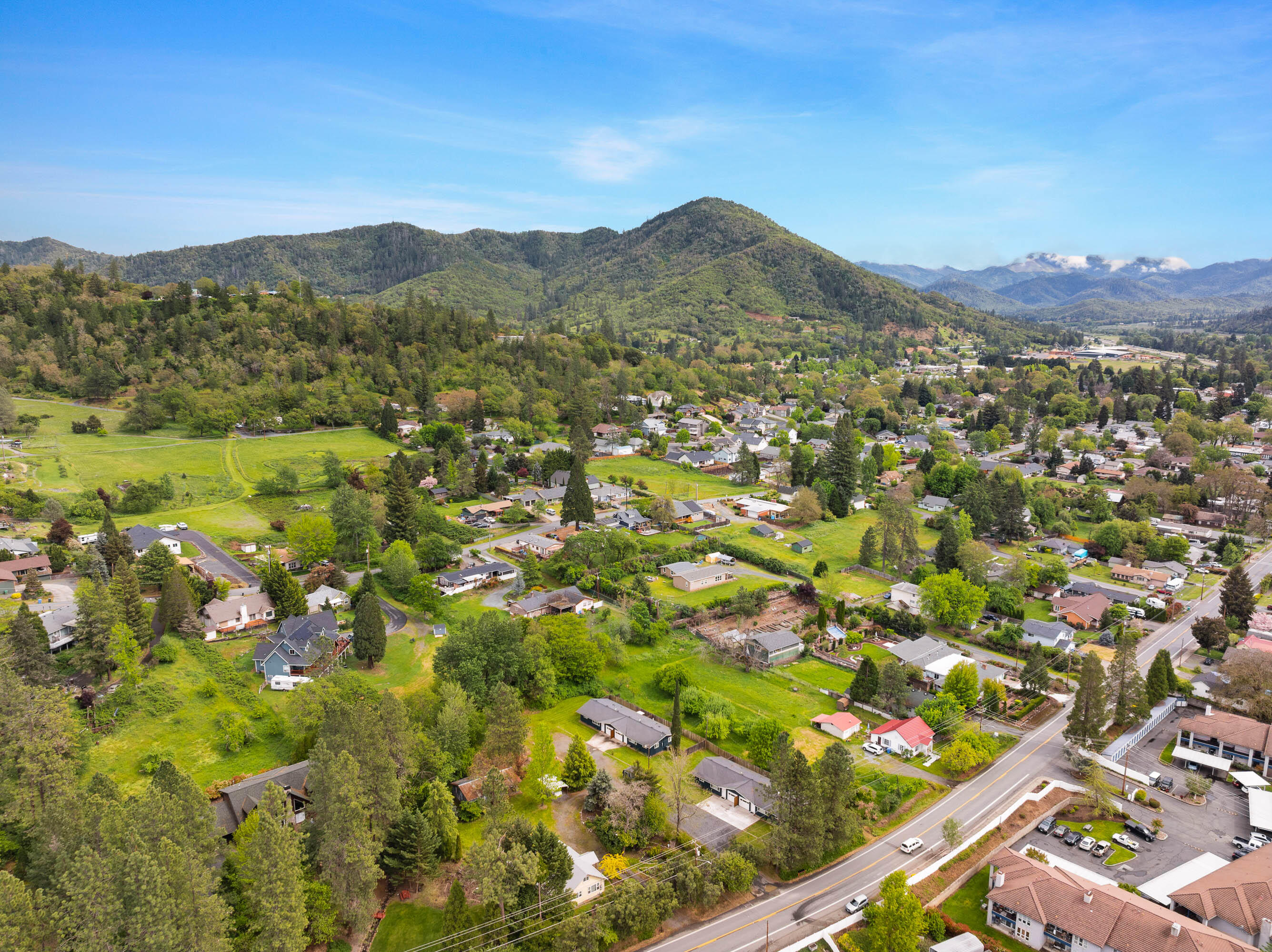 824 Pine Street, 1-4