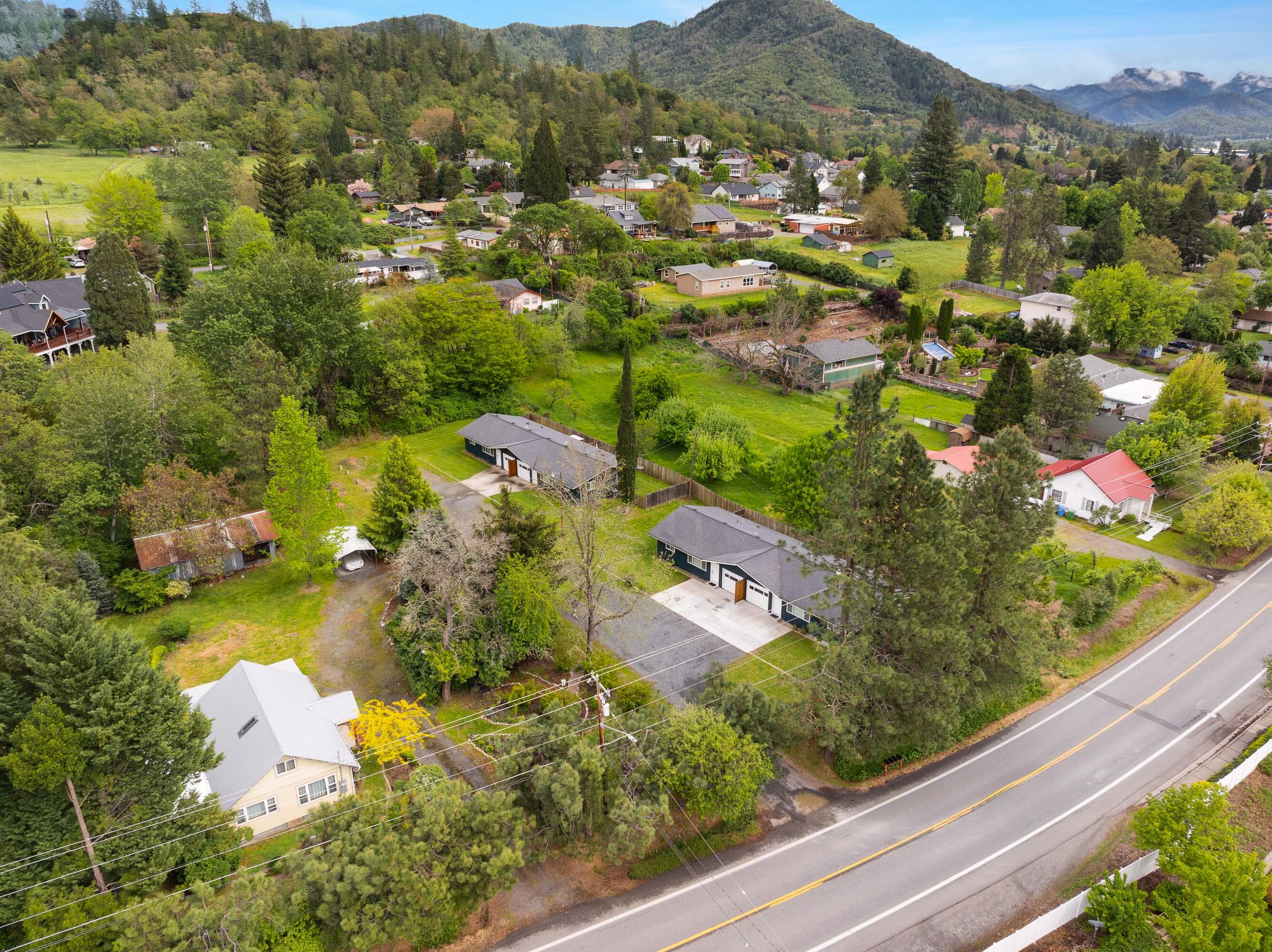 824 Pine Street, 1-4