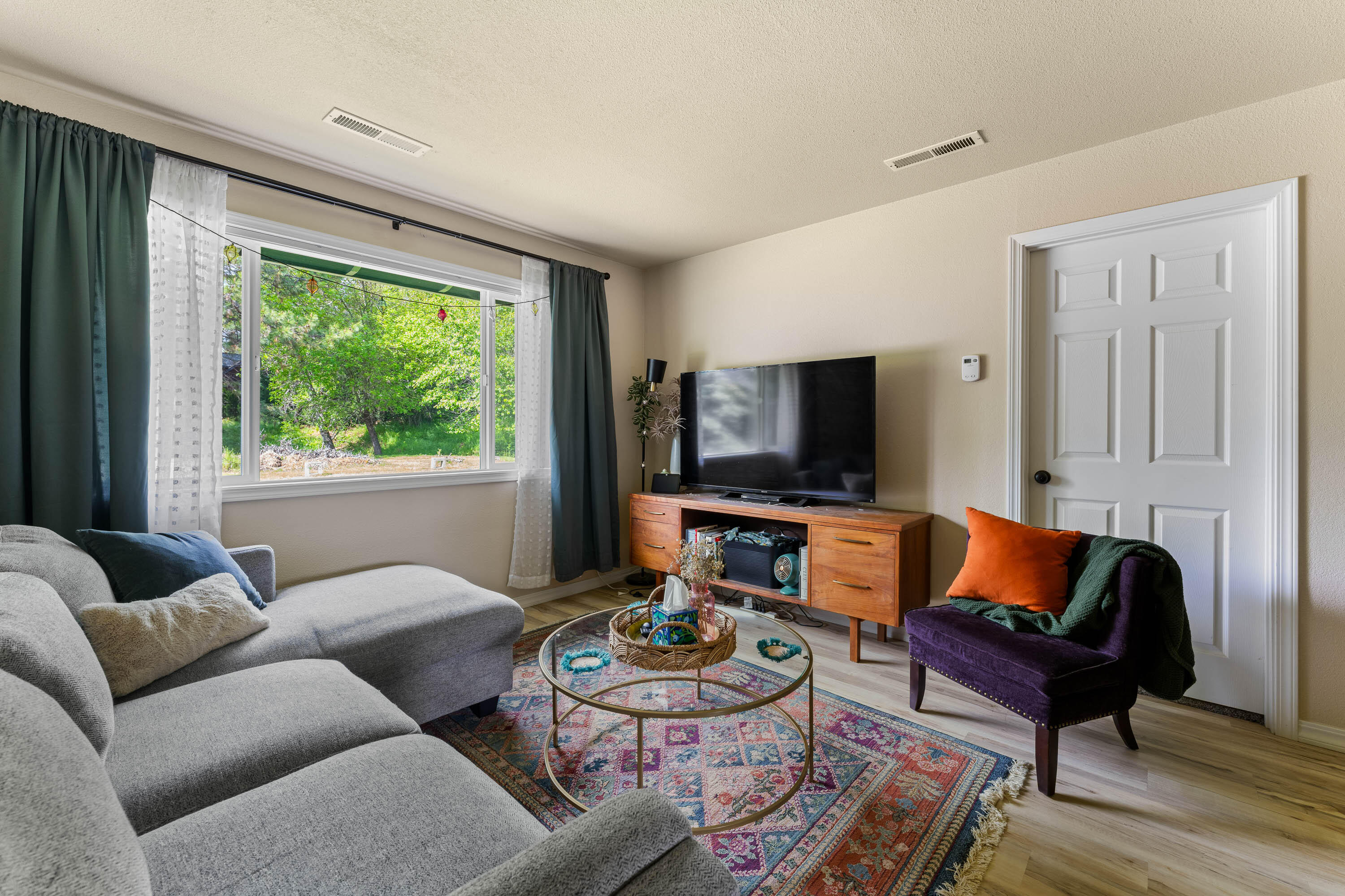 824 Pine Street, 1-4