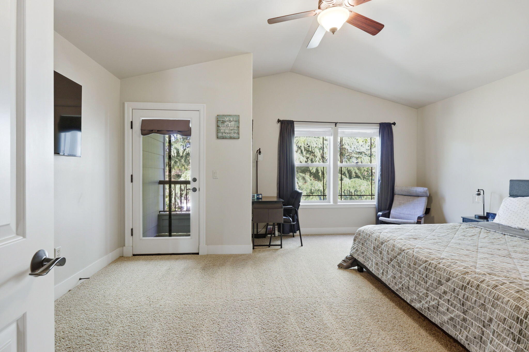 692 SE Vine Maple Lane