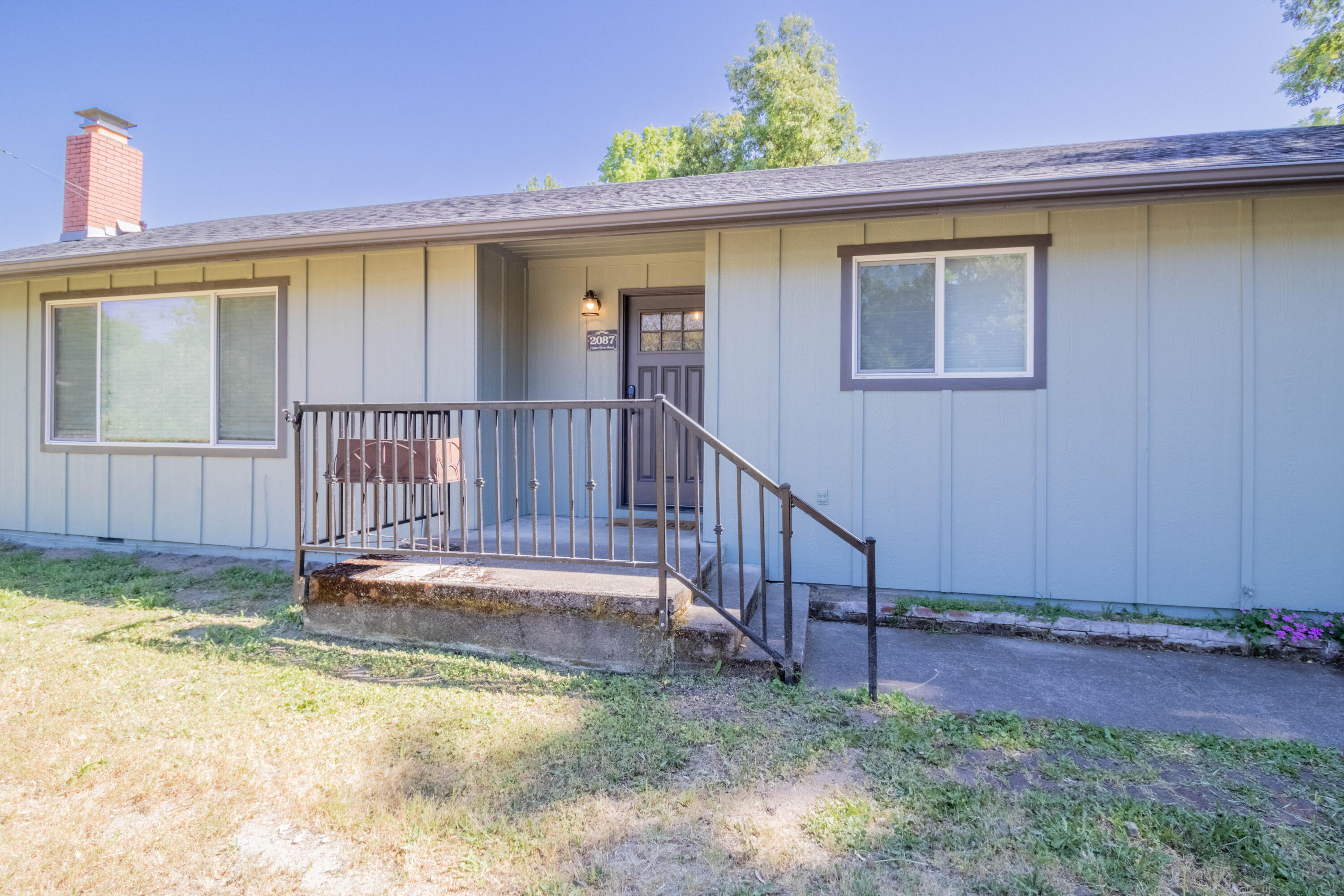 2087 Upper River
