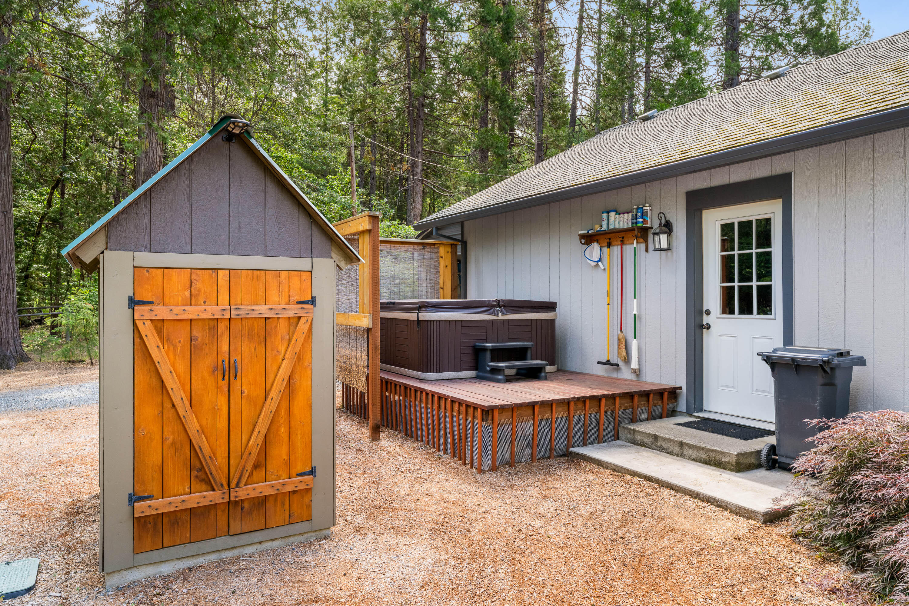 5876 Donaldson Road