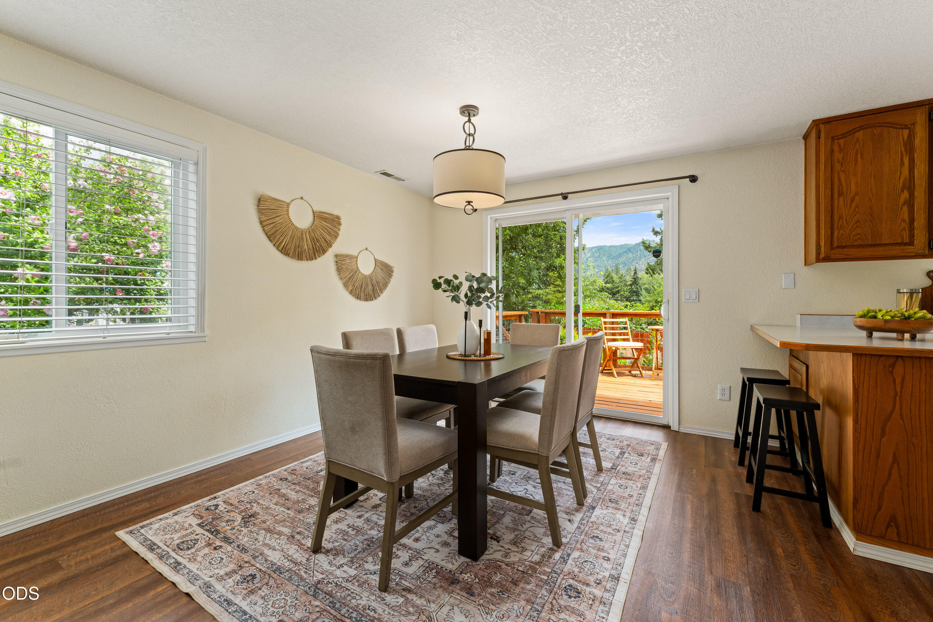 2503 NW Lassen Way