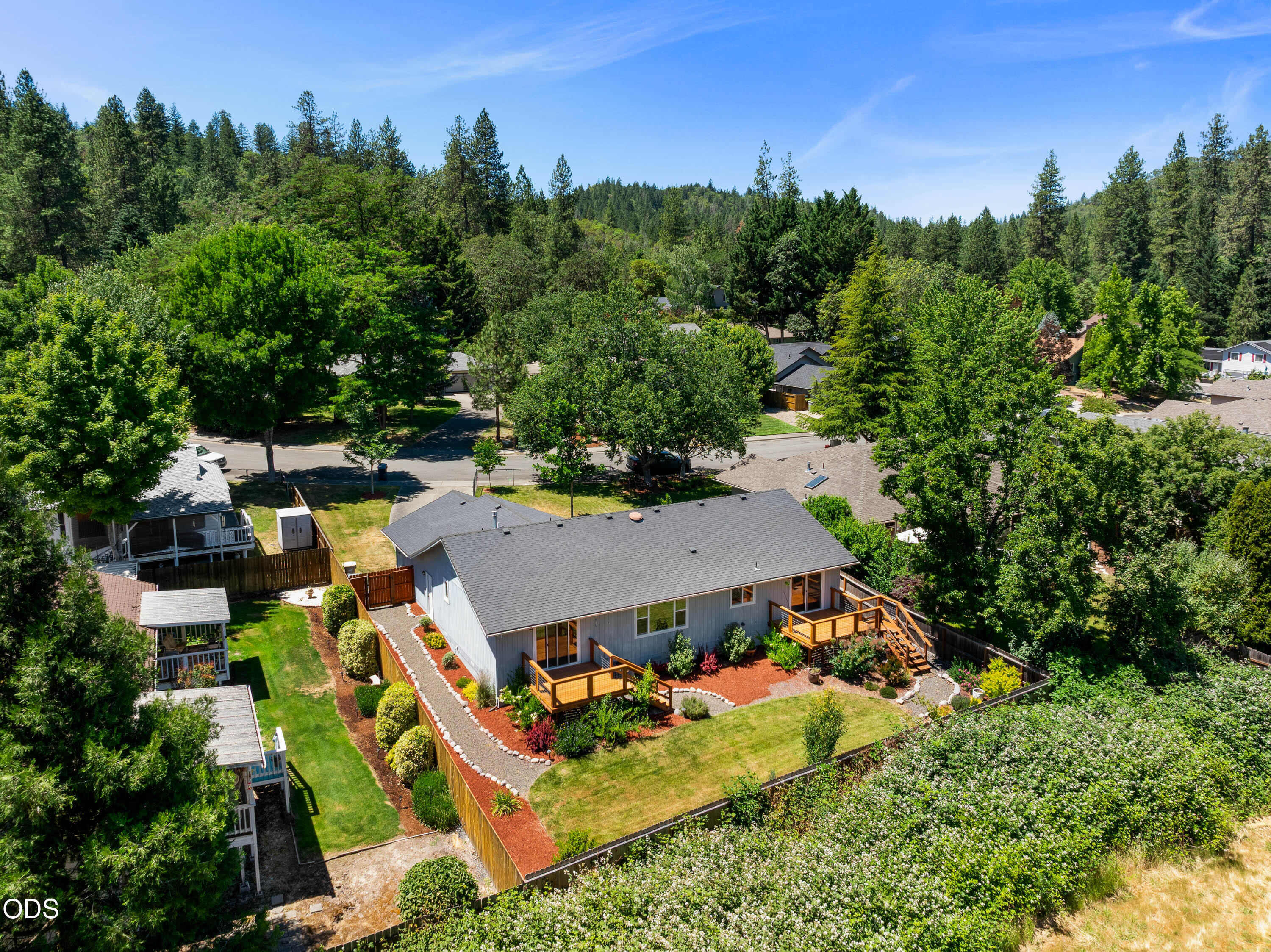 2503 NW Lassen Way