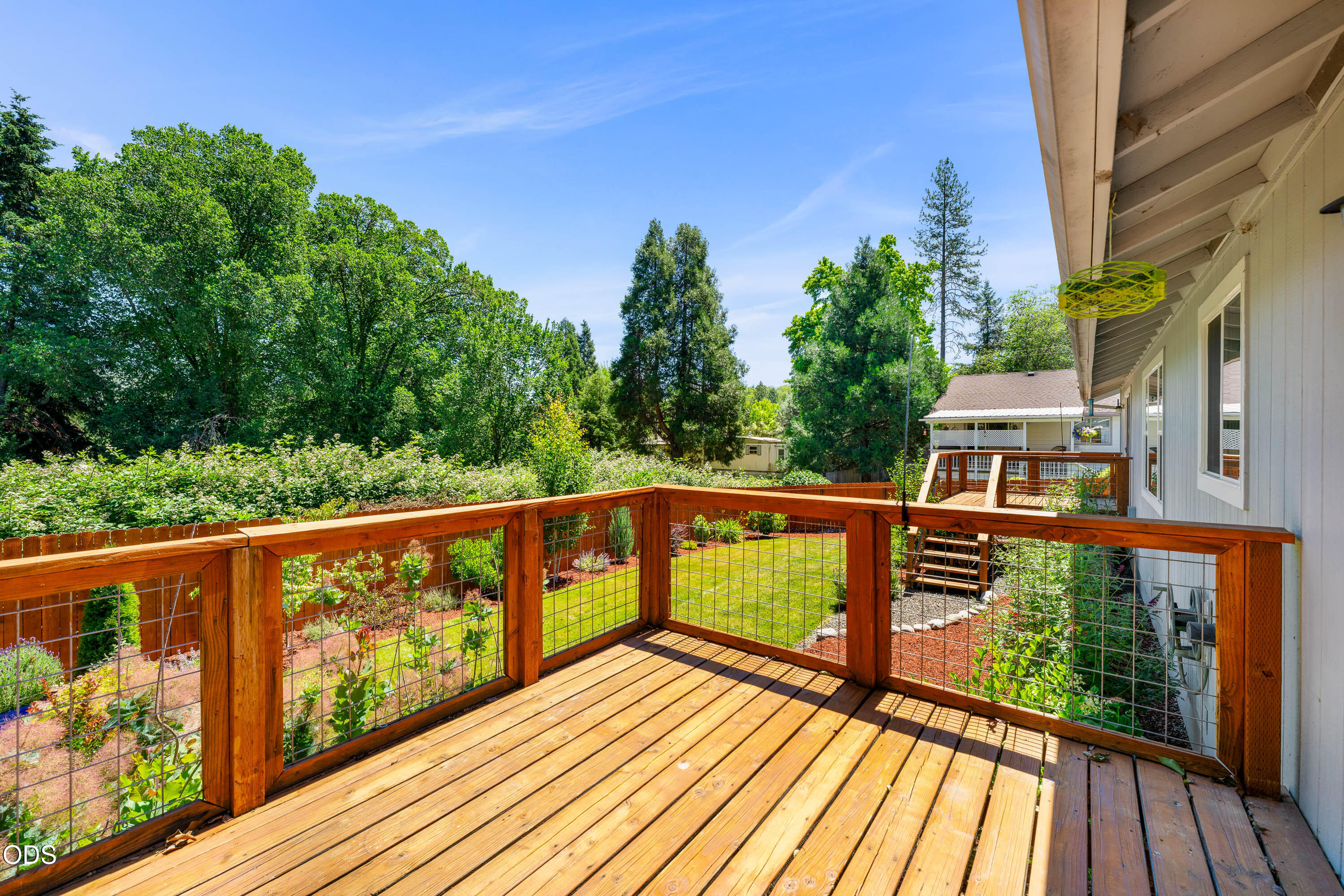 2503 NW Lassen Way