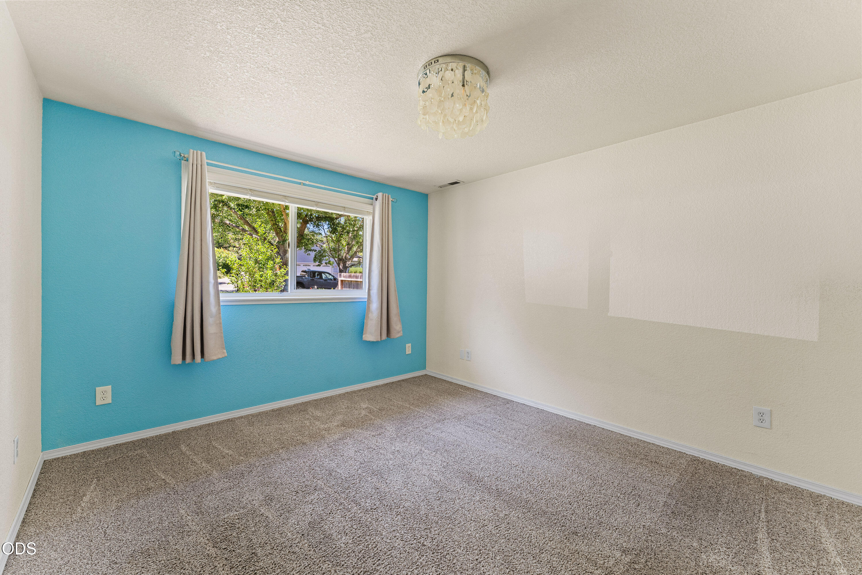 2503 NW Lassen Way
