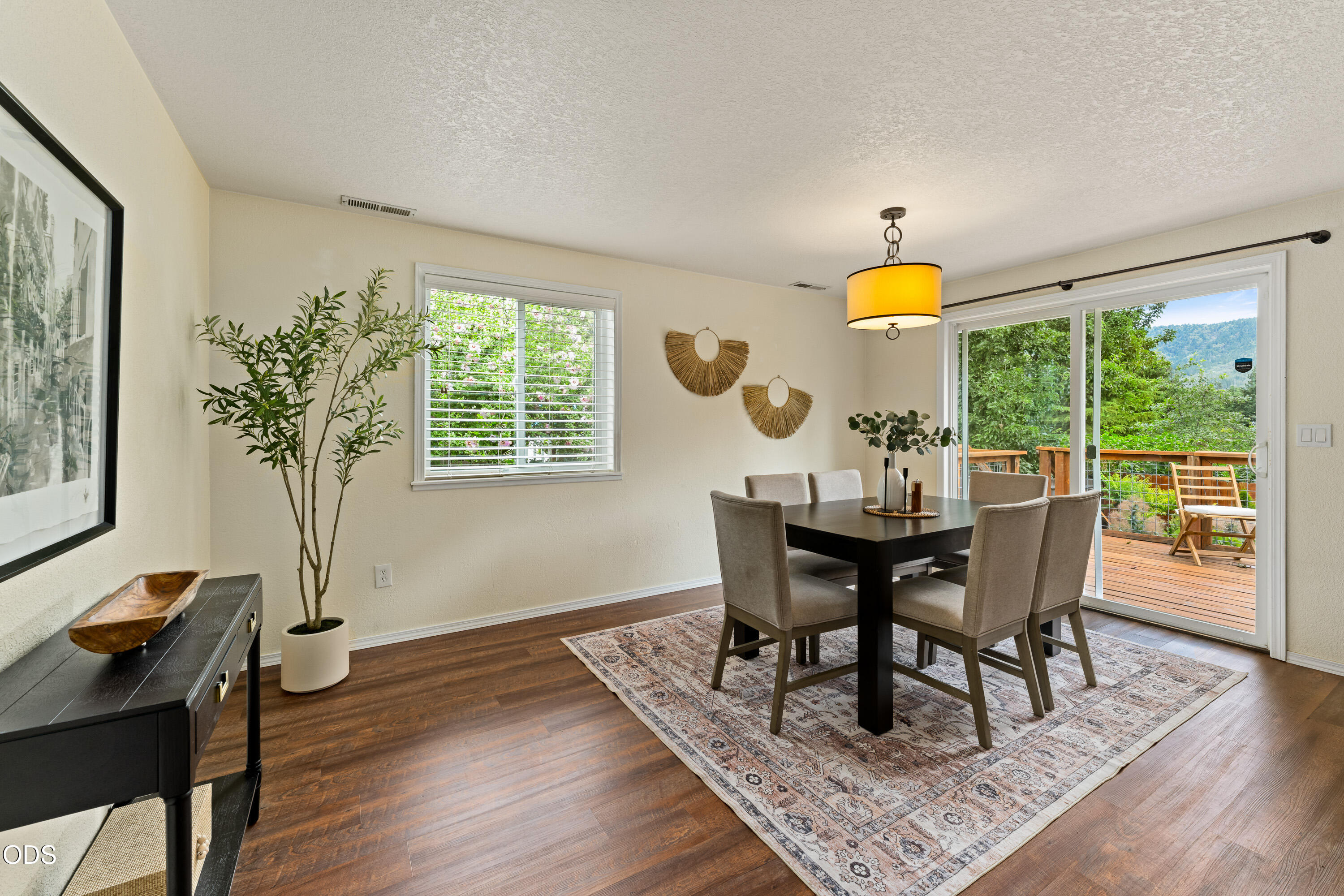 2503 NW Lassen Way