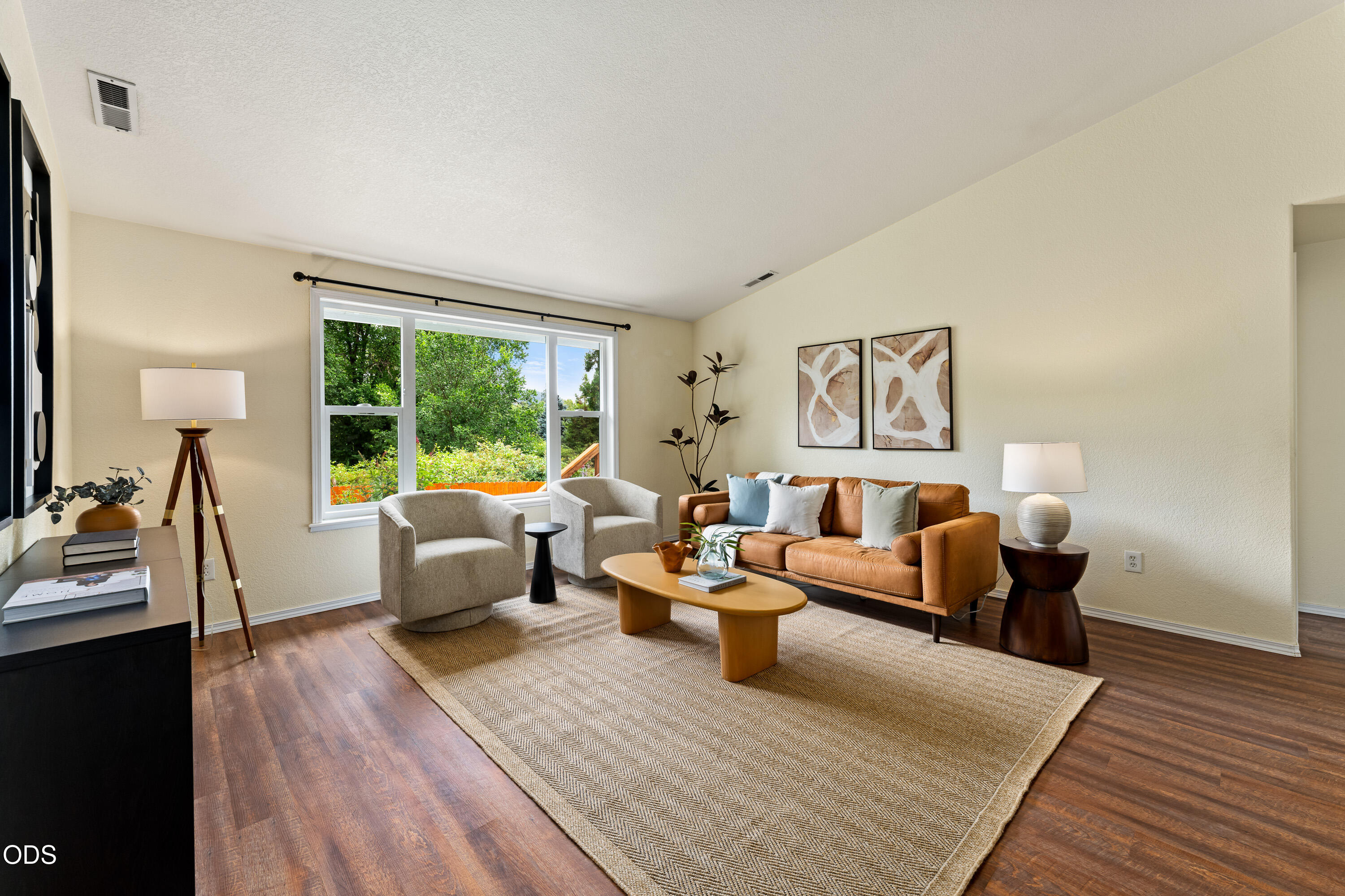 2503 NW Lassen Way