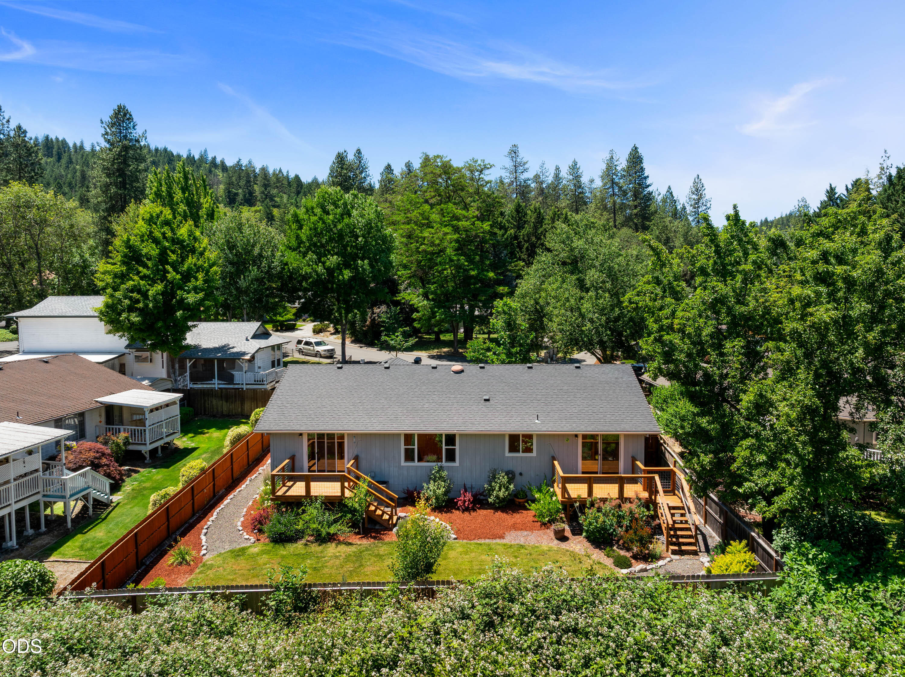 2503 NW Lassen Way