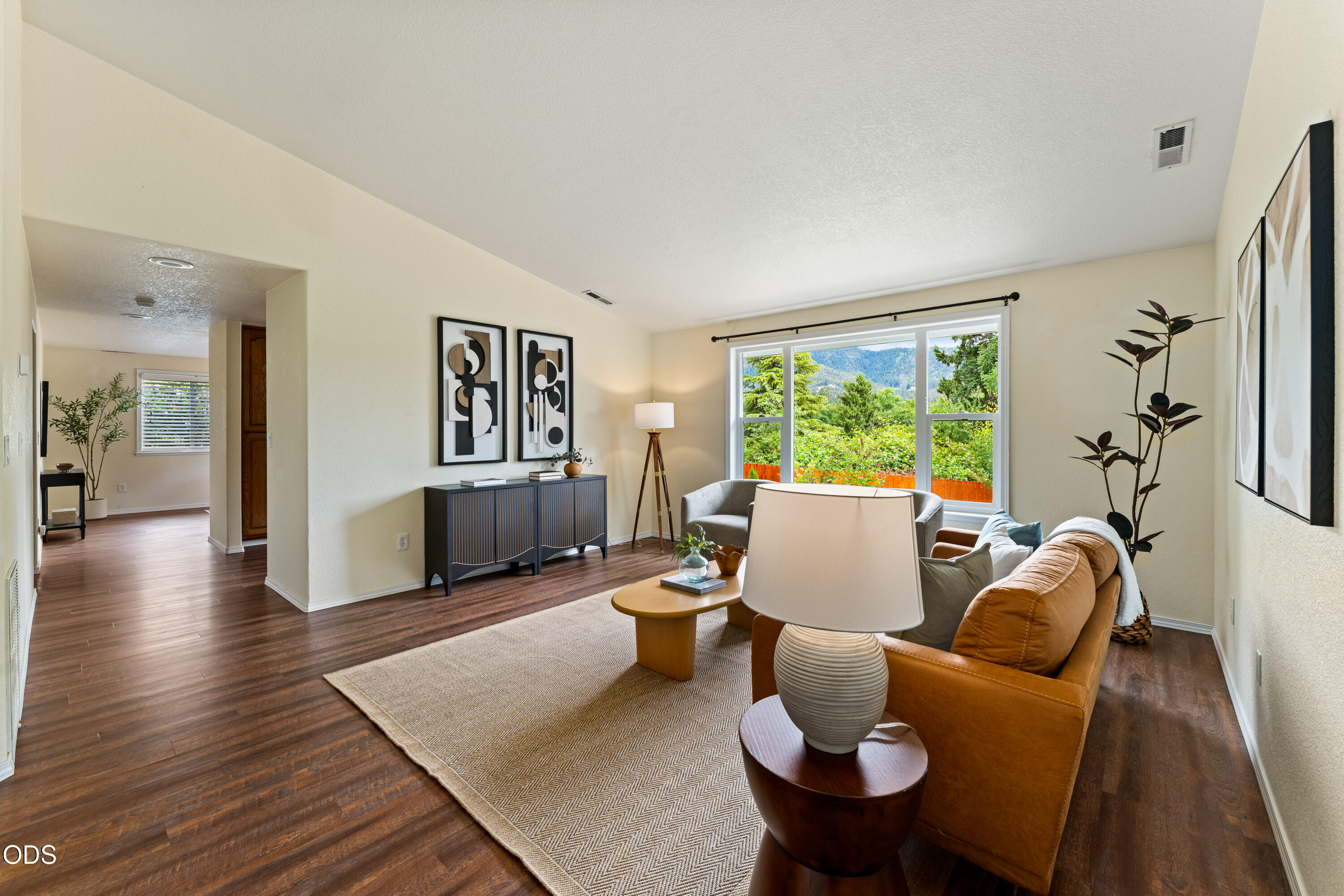 2503 NW Lassen Way
