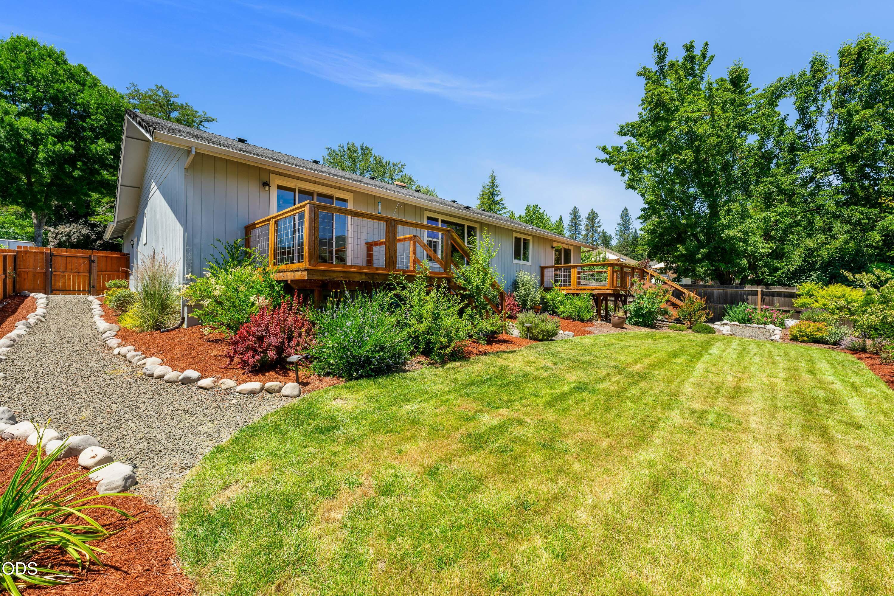 2503 NW Lassen Way