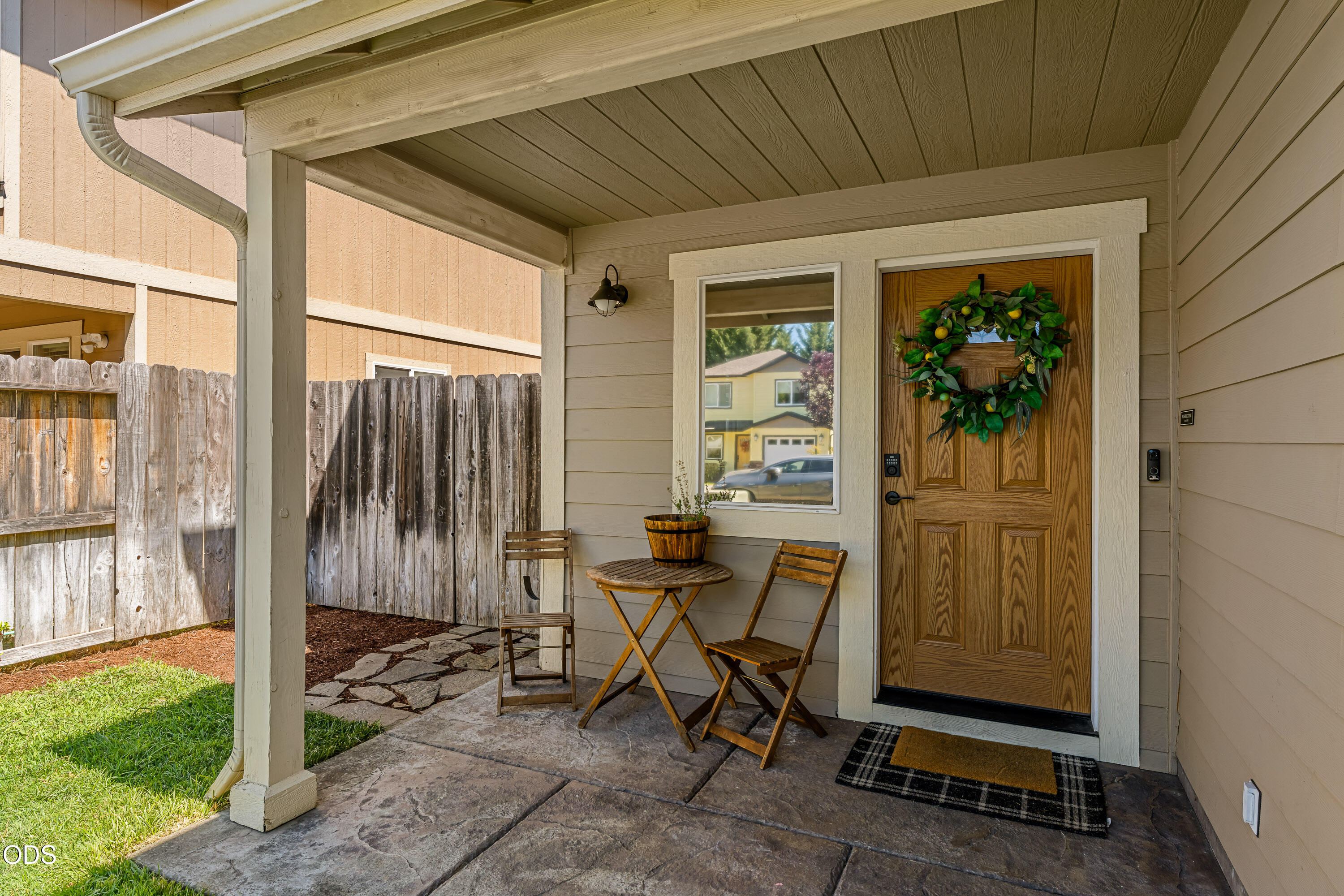 333 SW Bayou Place
