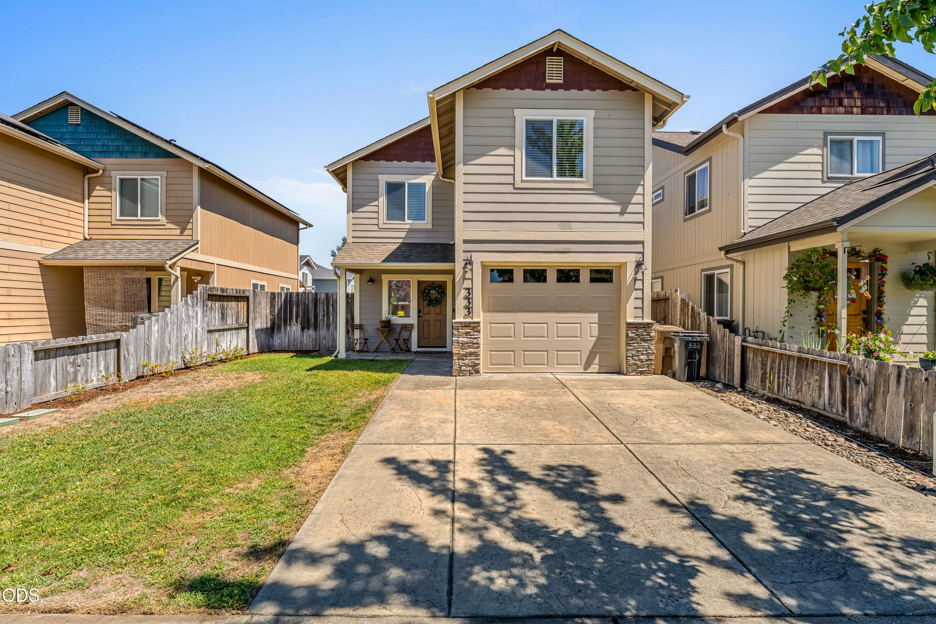 333 SW Bayou Place