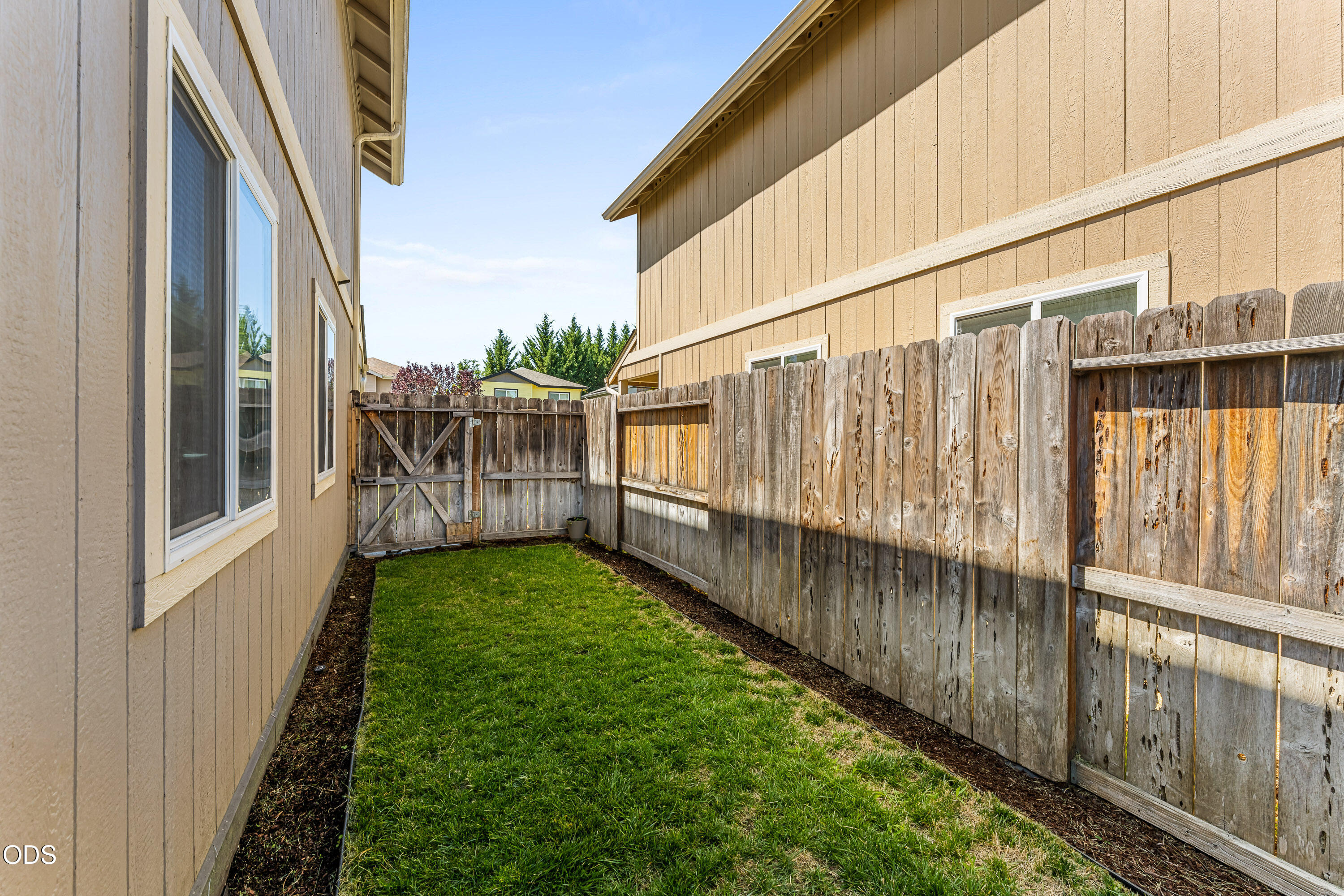 333 SW Bayou Place