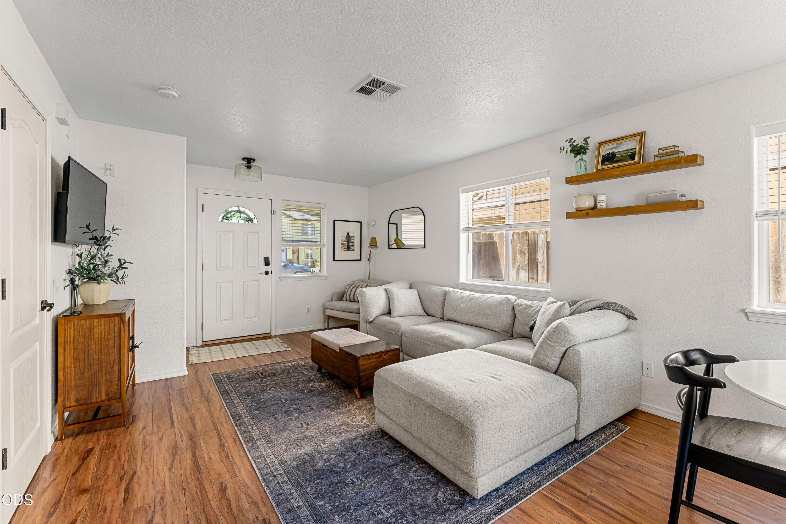 333 SW Bayou Place