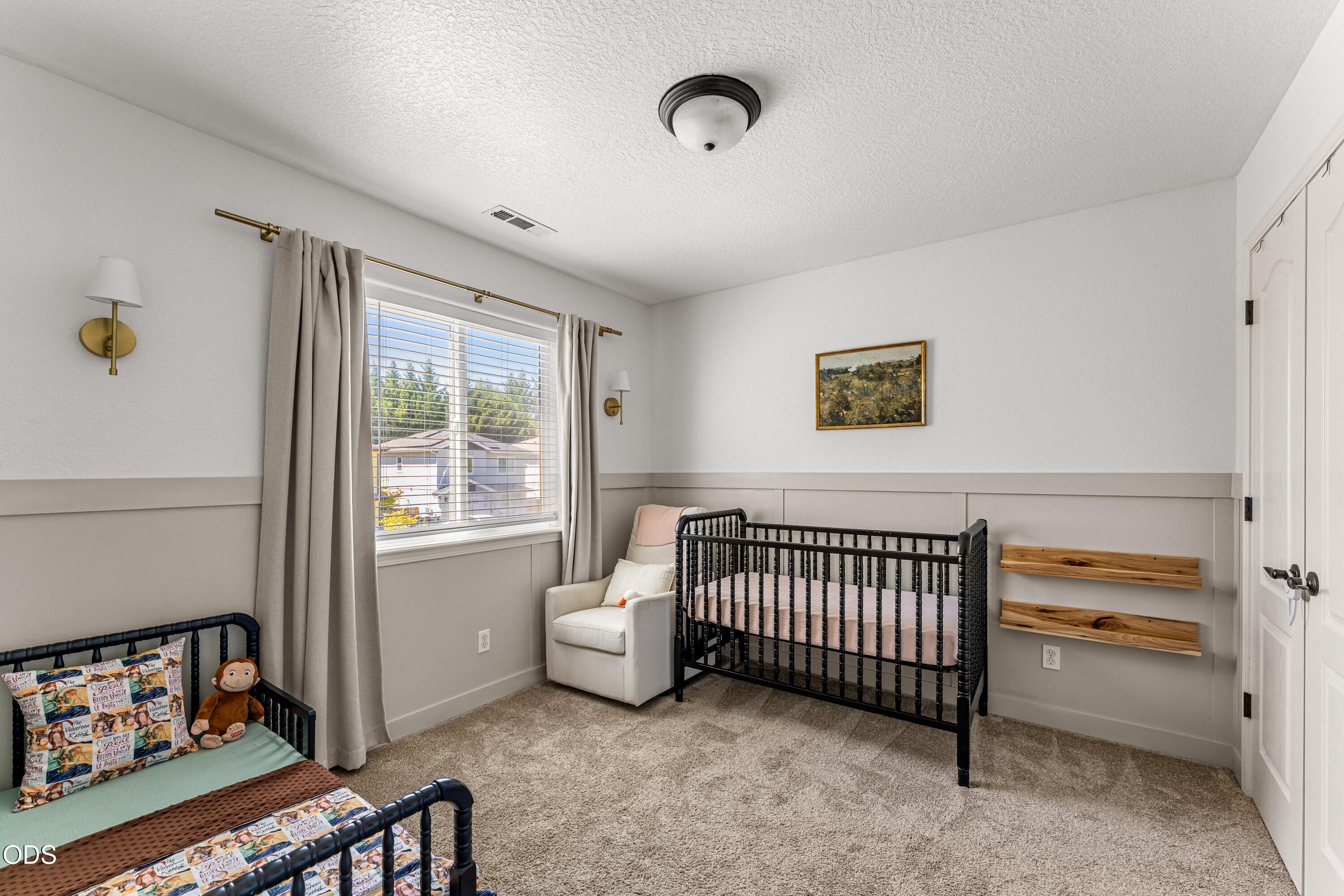 333 SW Bayou Place
