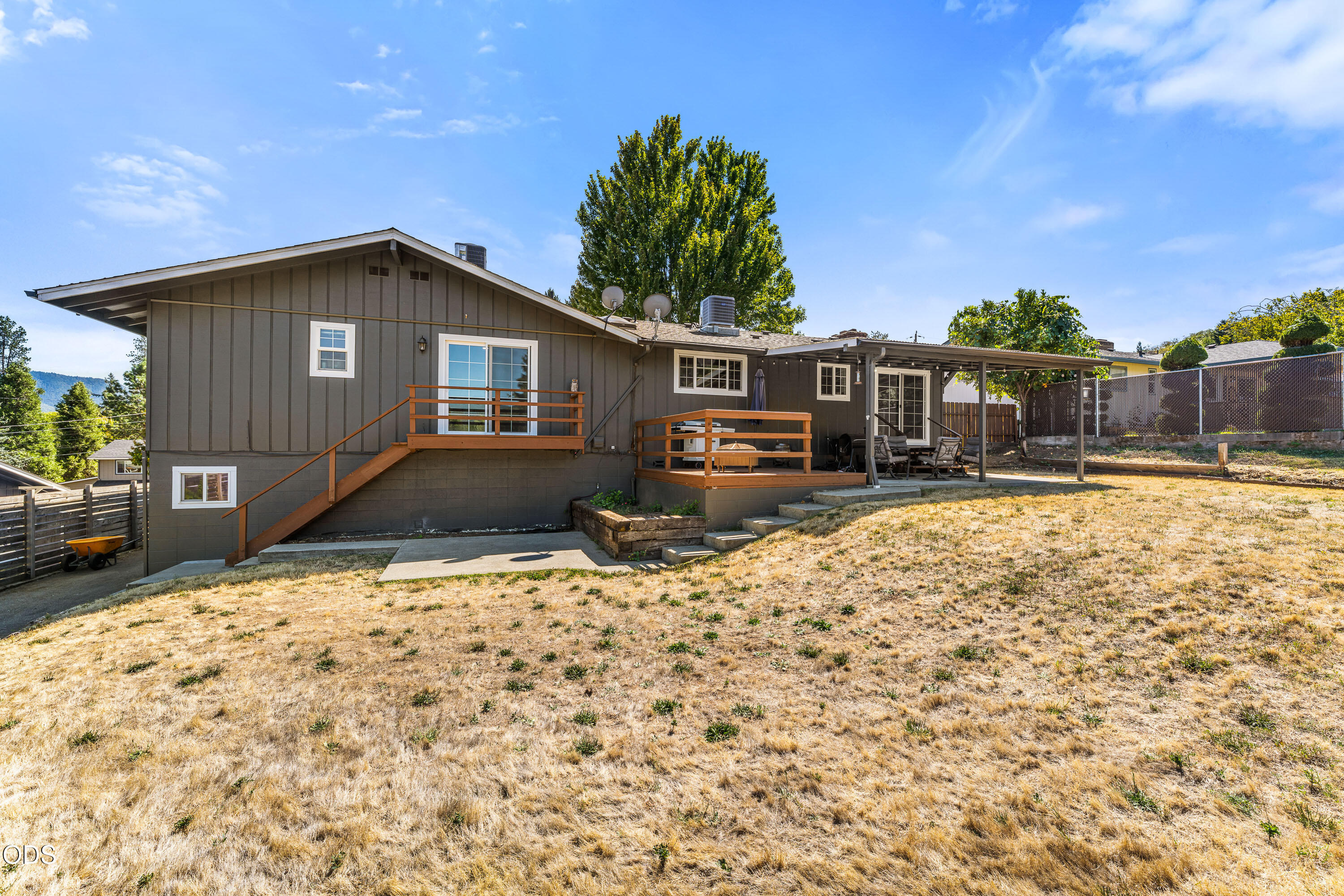 712 NW Savage Street