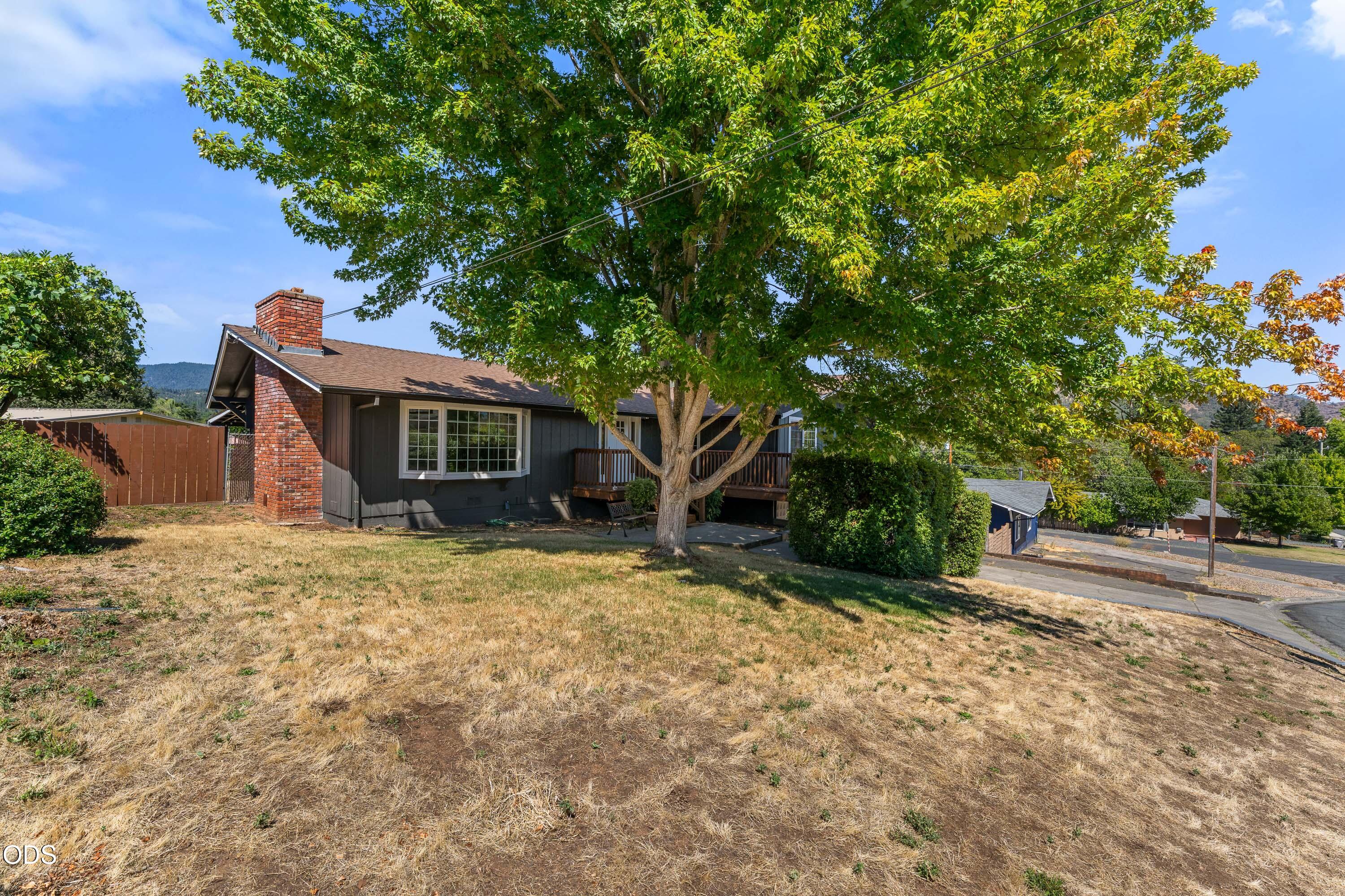712 NW Savage Street