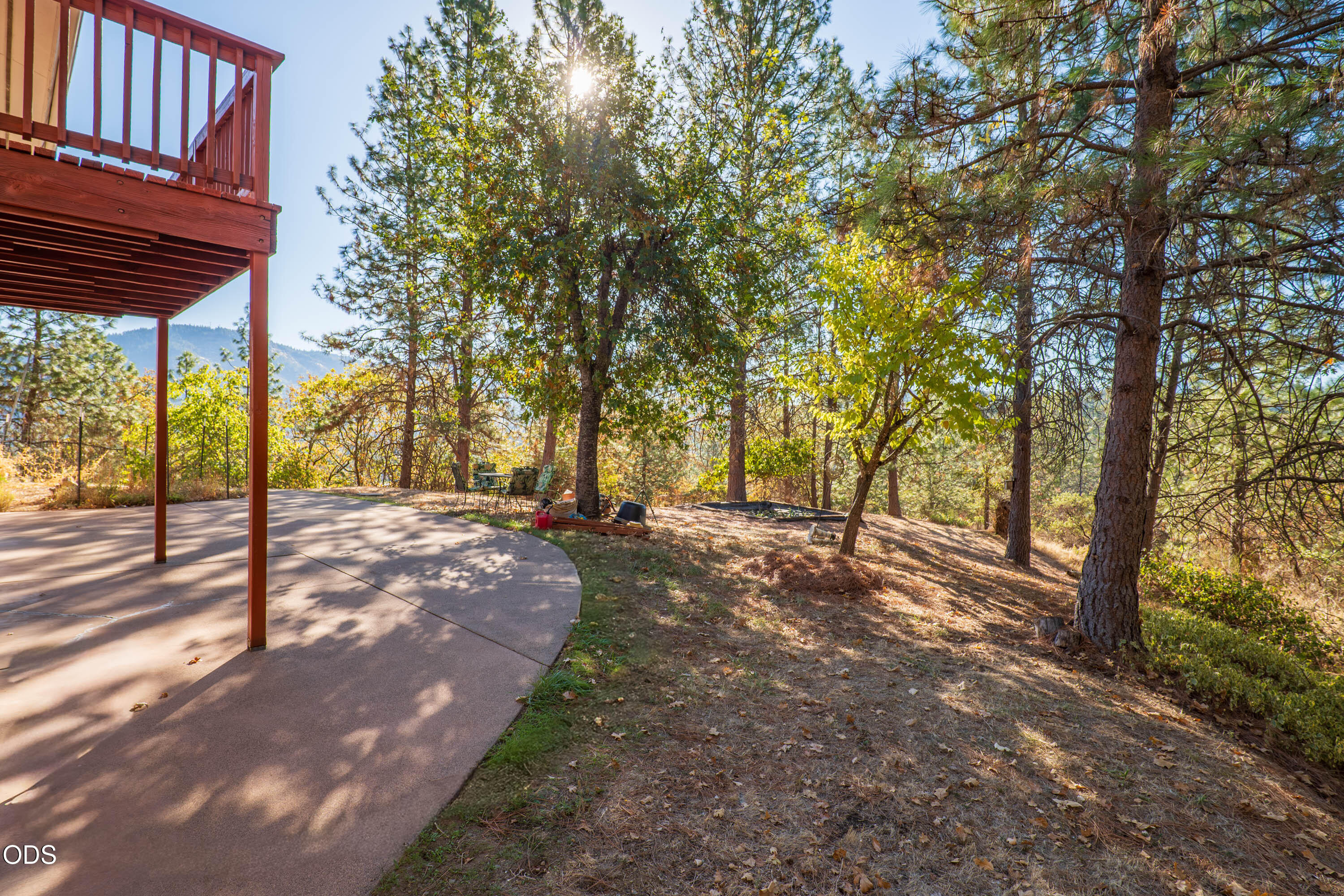341 SE Hilltop Drive