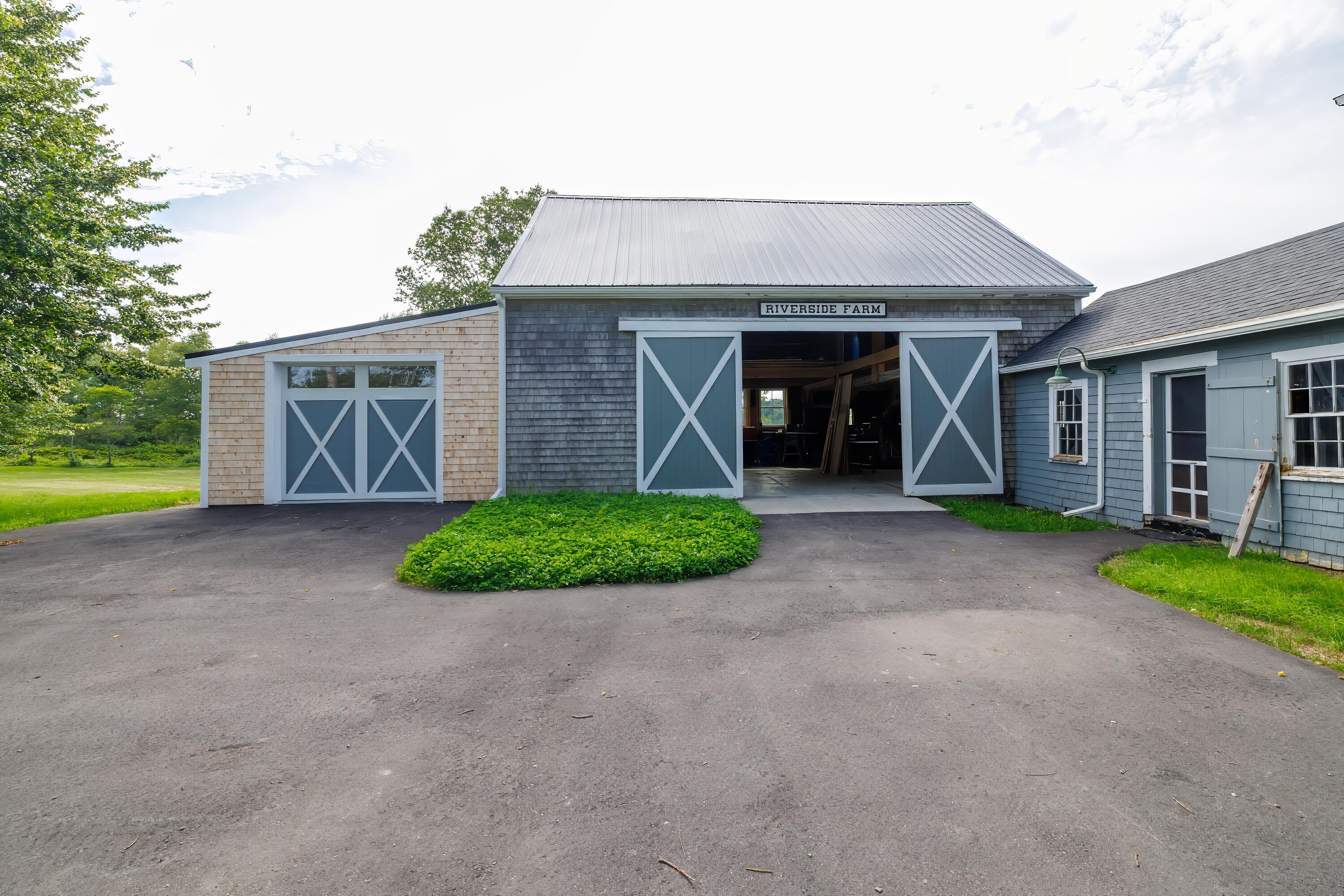 1491 Indian River Road