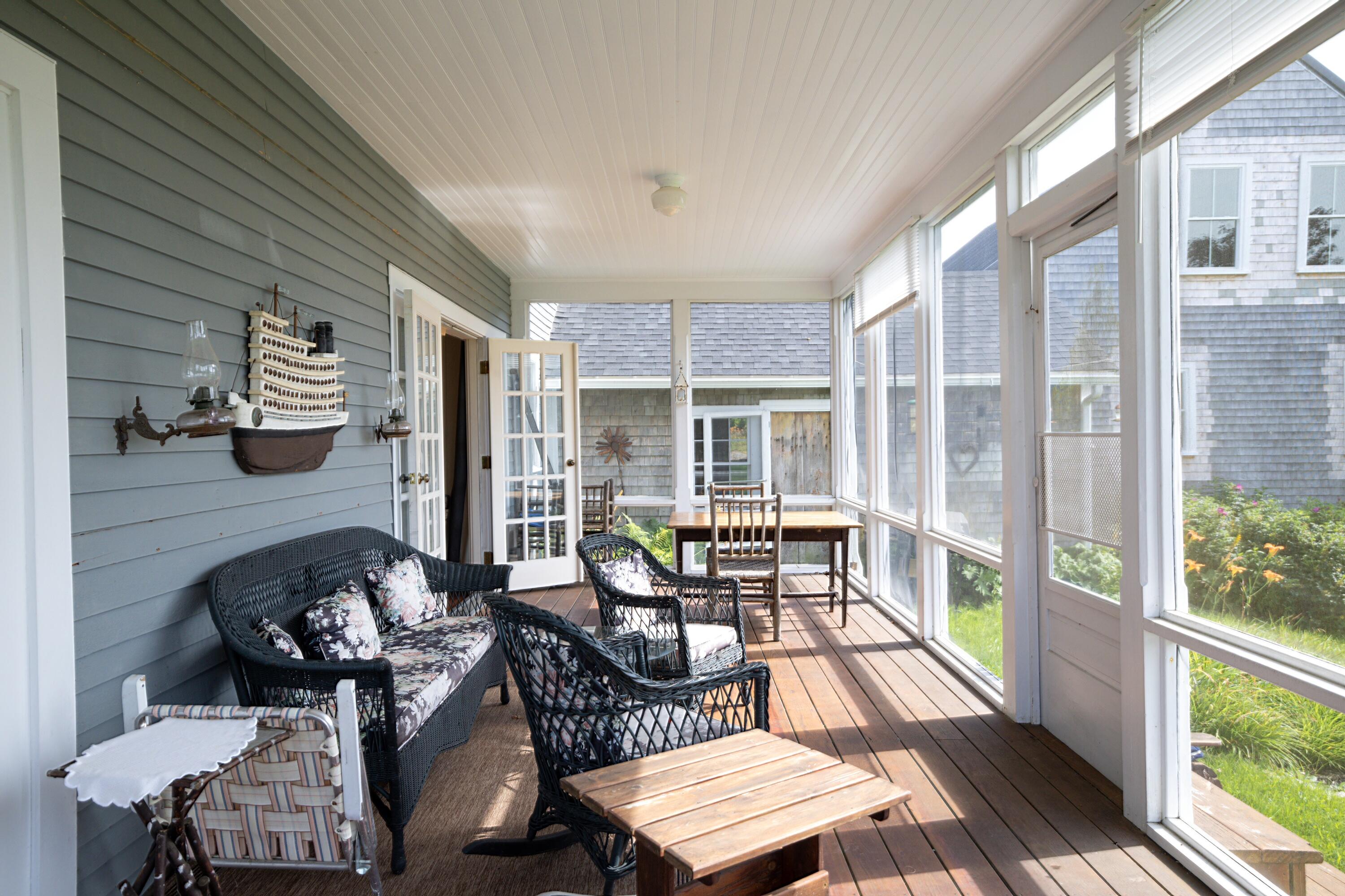 1491 Indian River Road
