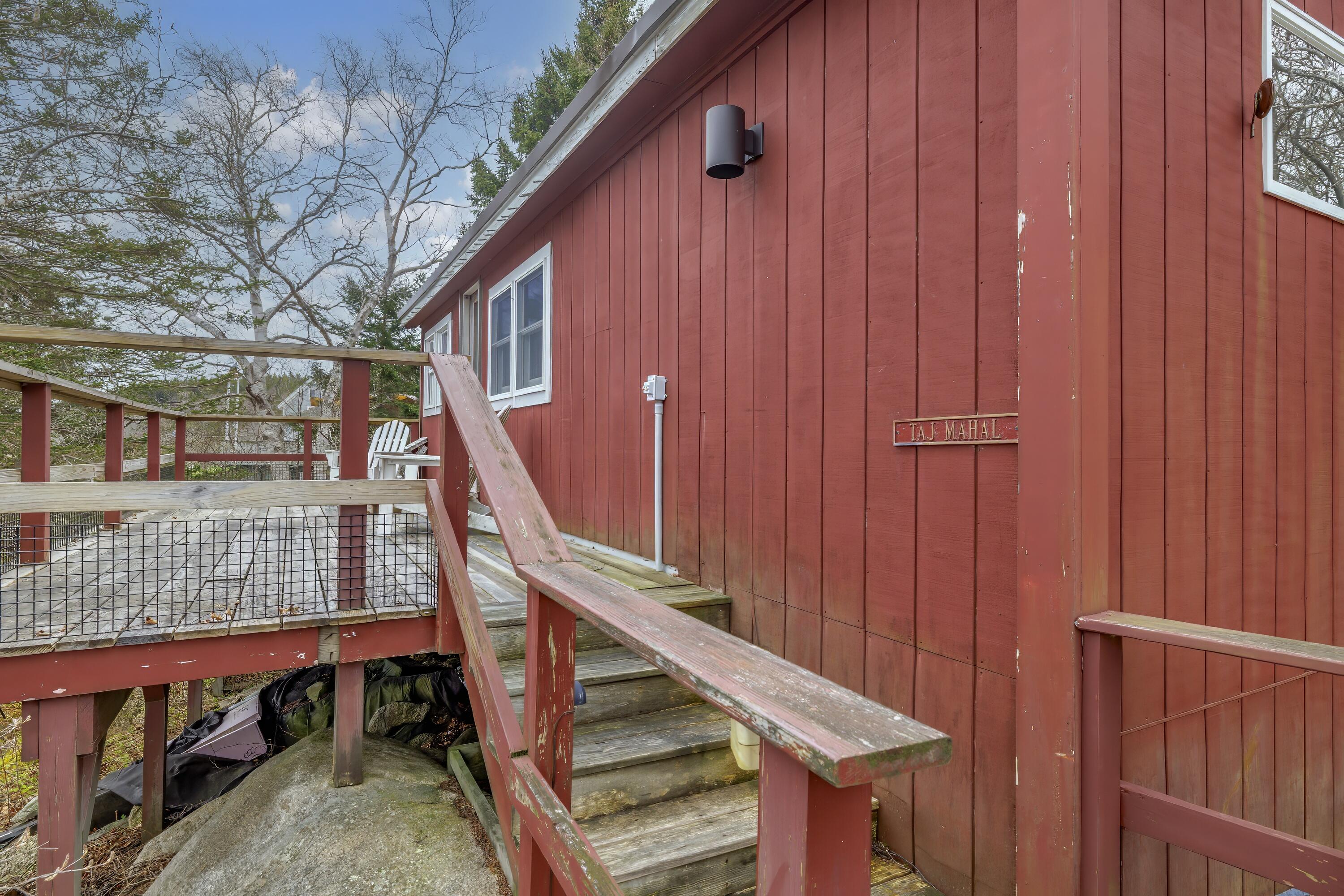 276 Harbor Road