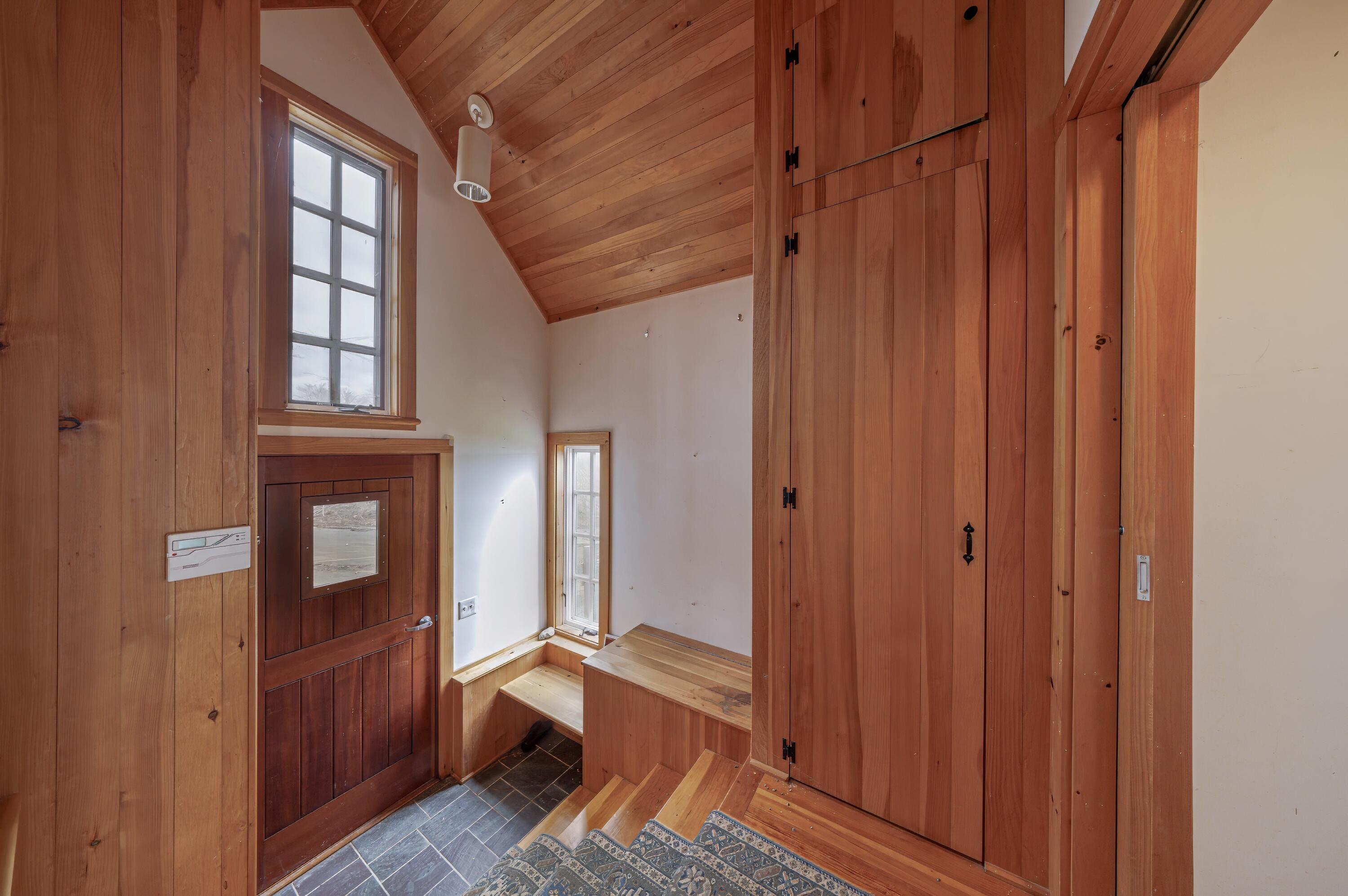 276 Harbor Road