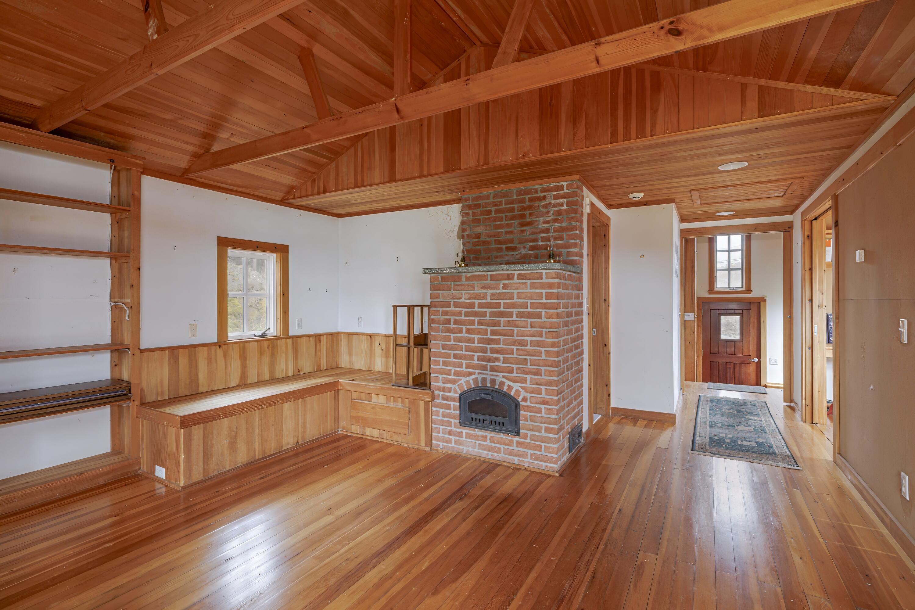276 Harbor Road