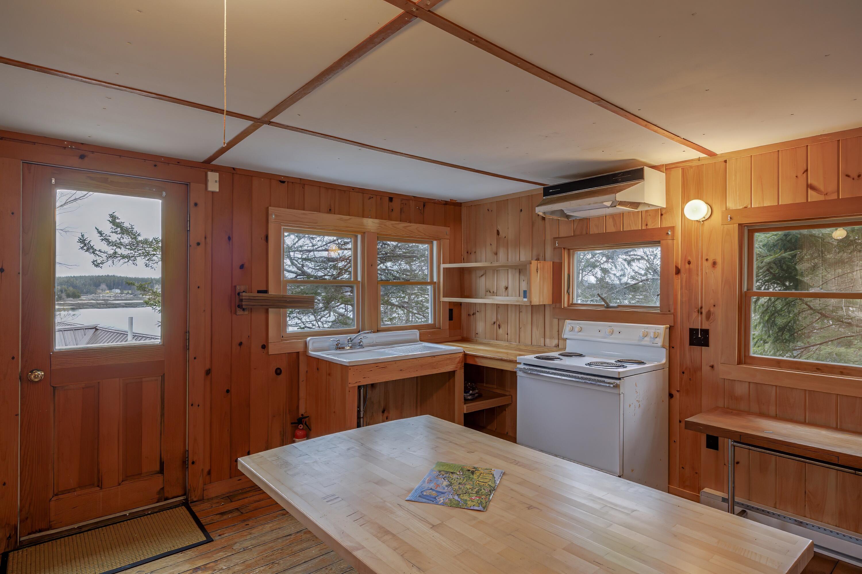 276 Harbor Road