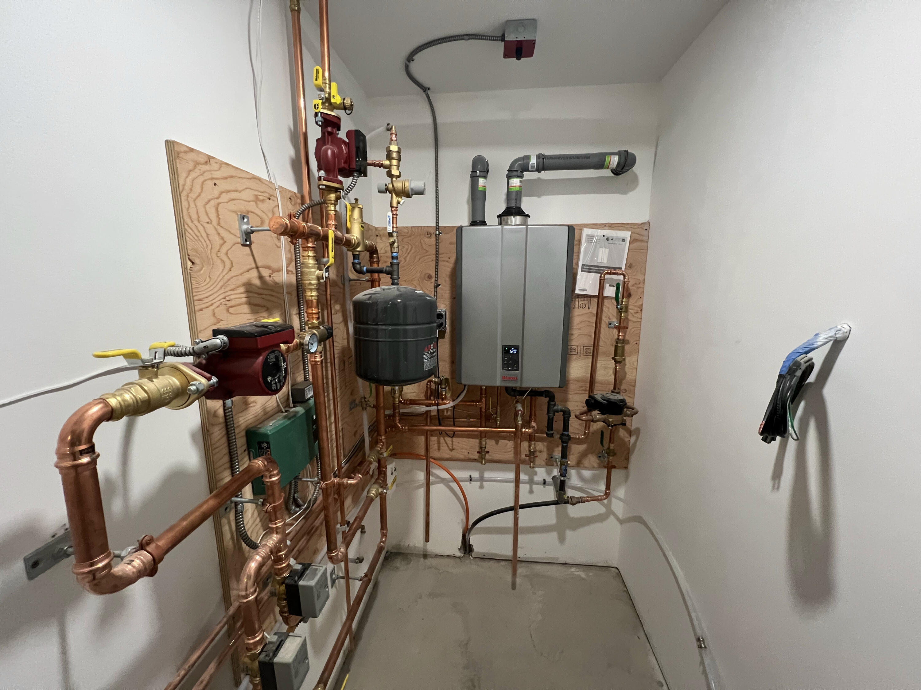 23 Meadow Way Unit: 1