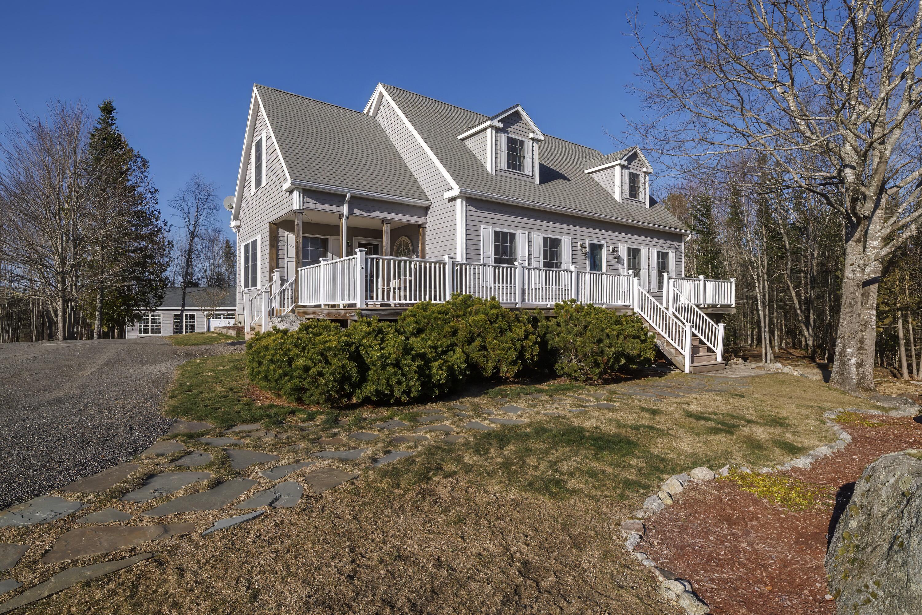 12 Lonely Oak Way