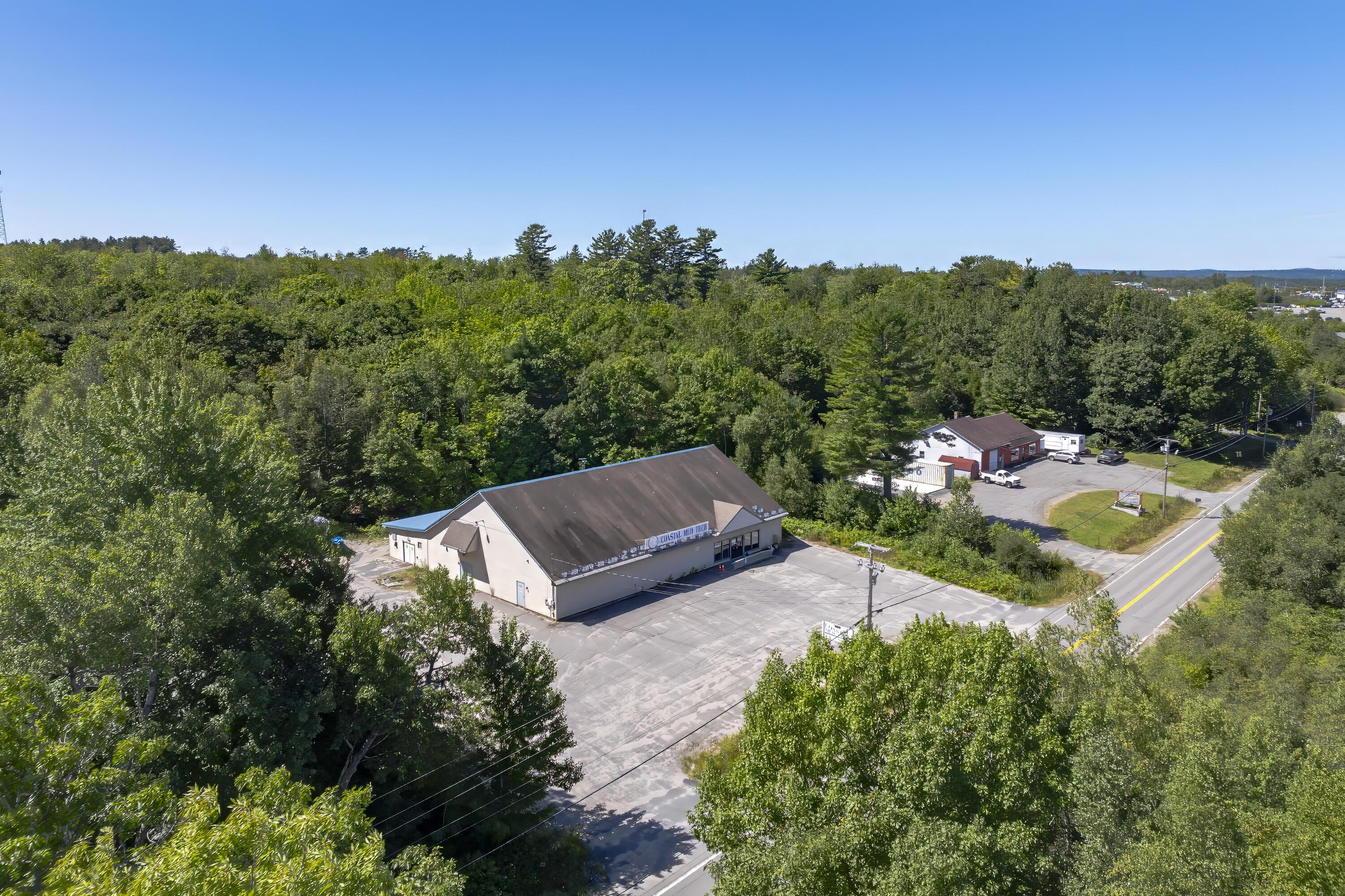 25 Douglas Highway