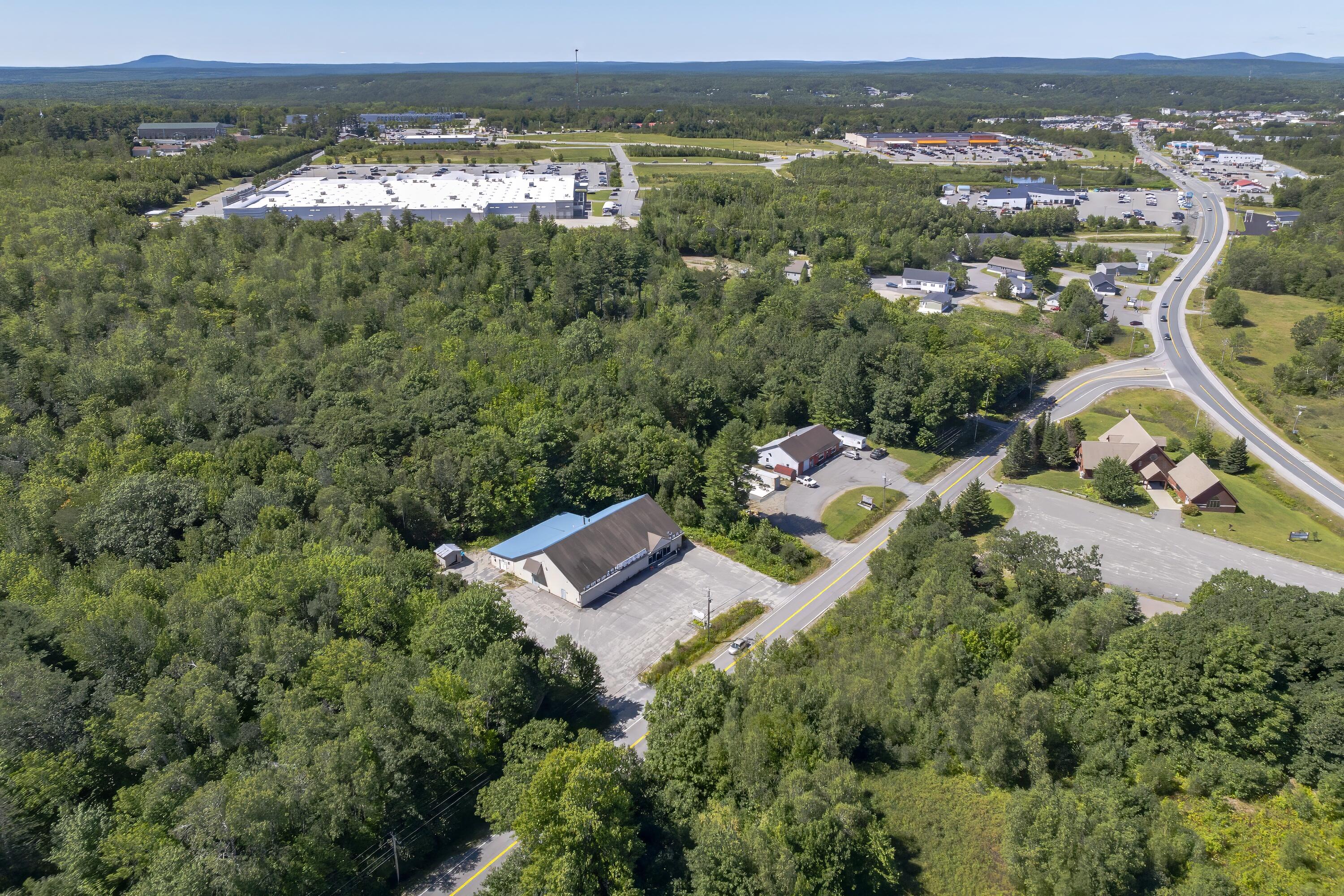 25 Douglas Highway