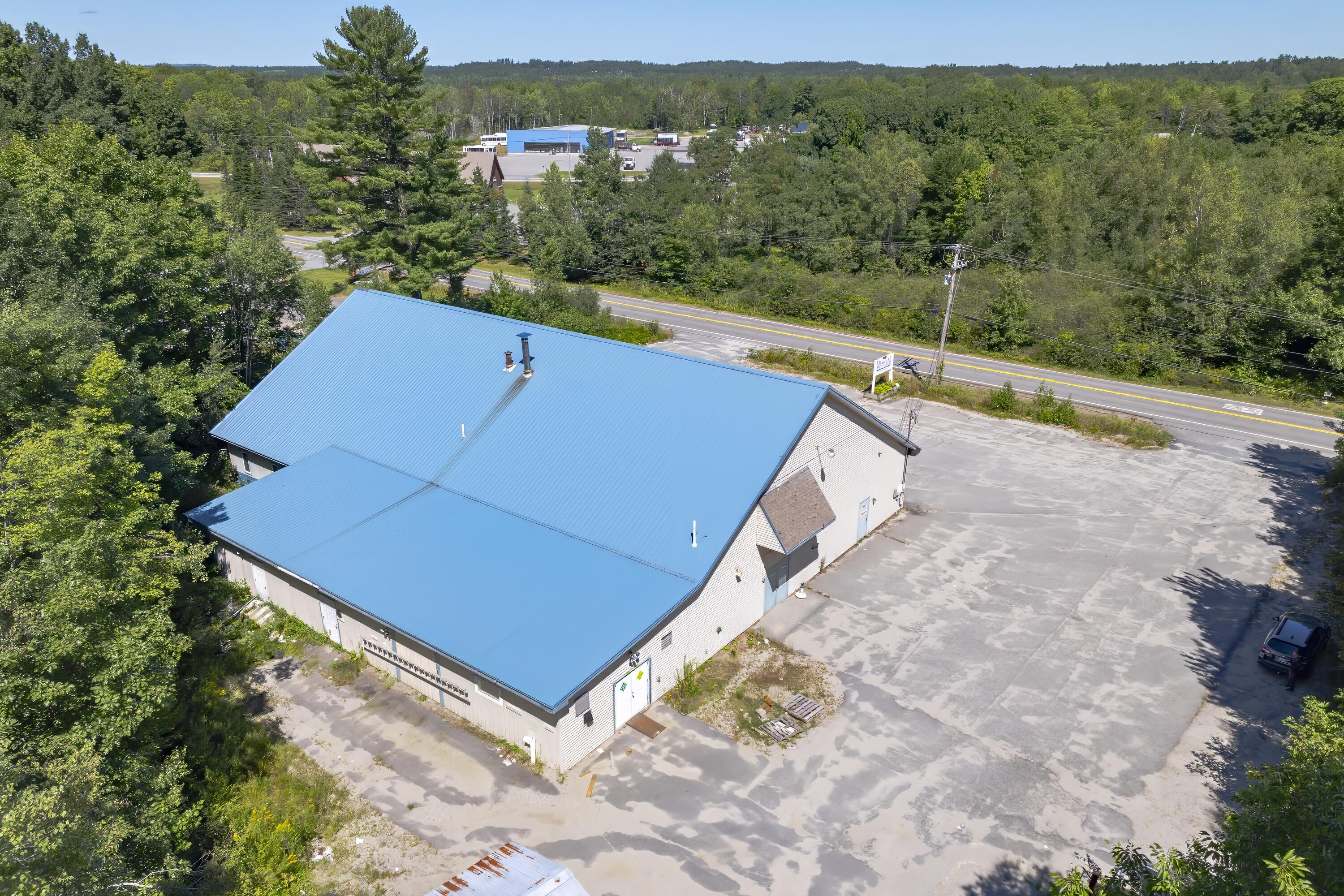 25 Douglas Highway