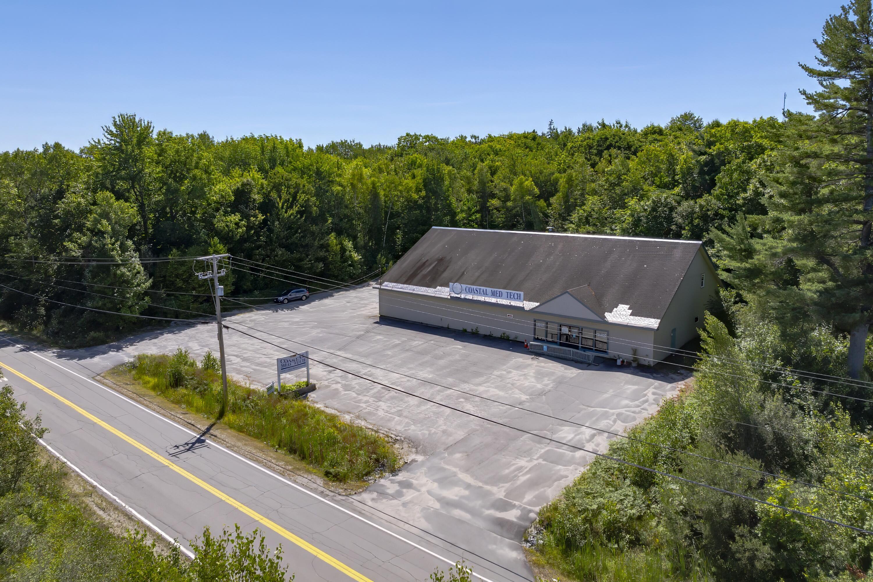 25 Douglas Highway