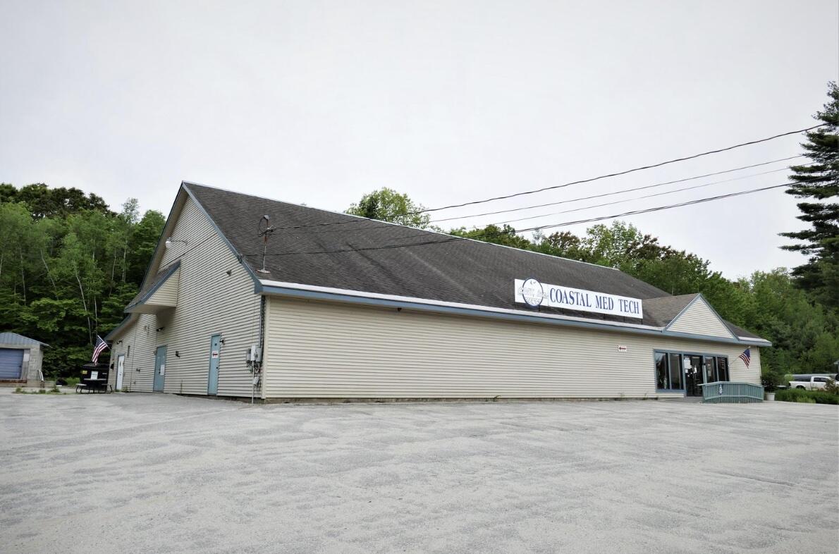 25 Douglas Highway
