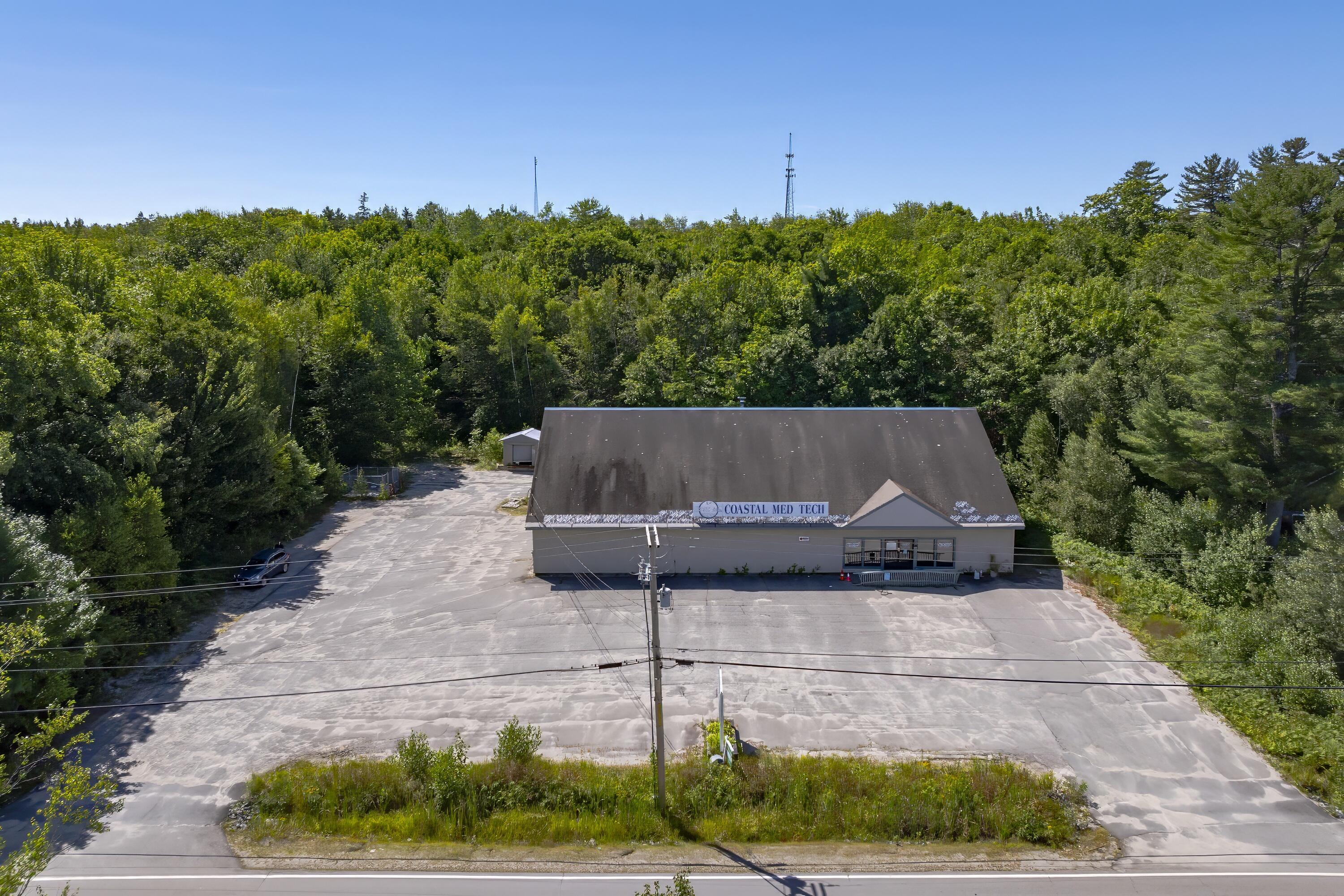 25 Douglas Highway