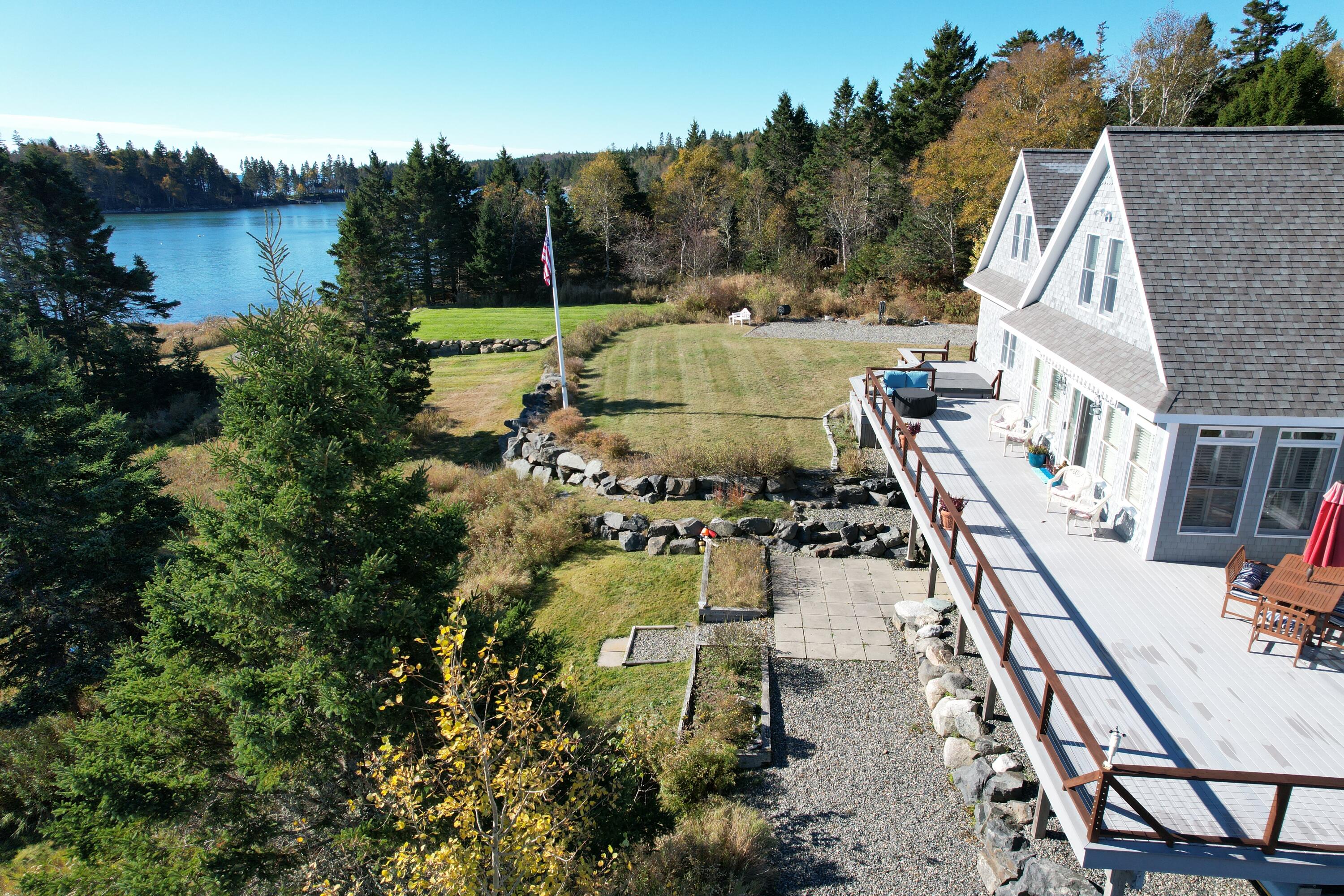 29 Wohoa Bay Drive