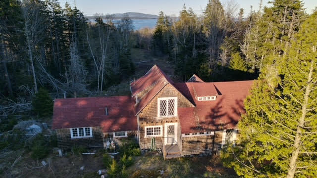 118 Loon Cove Lane