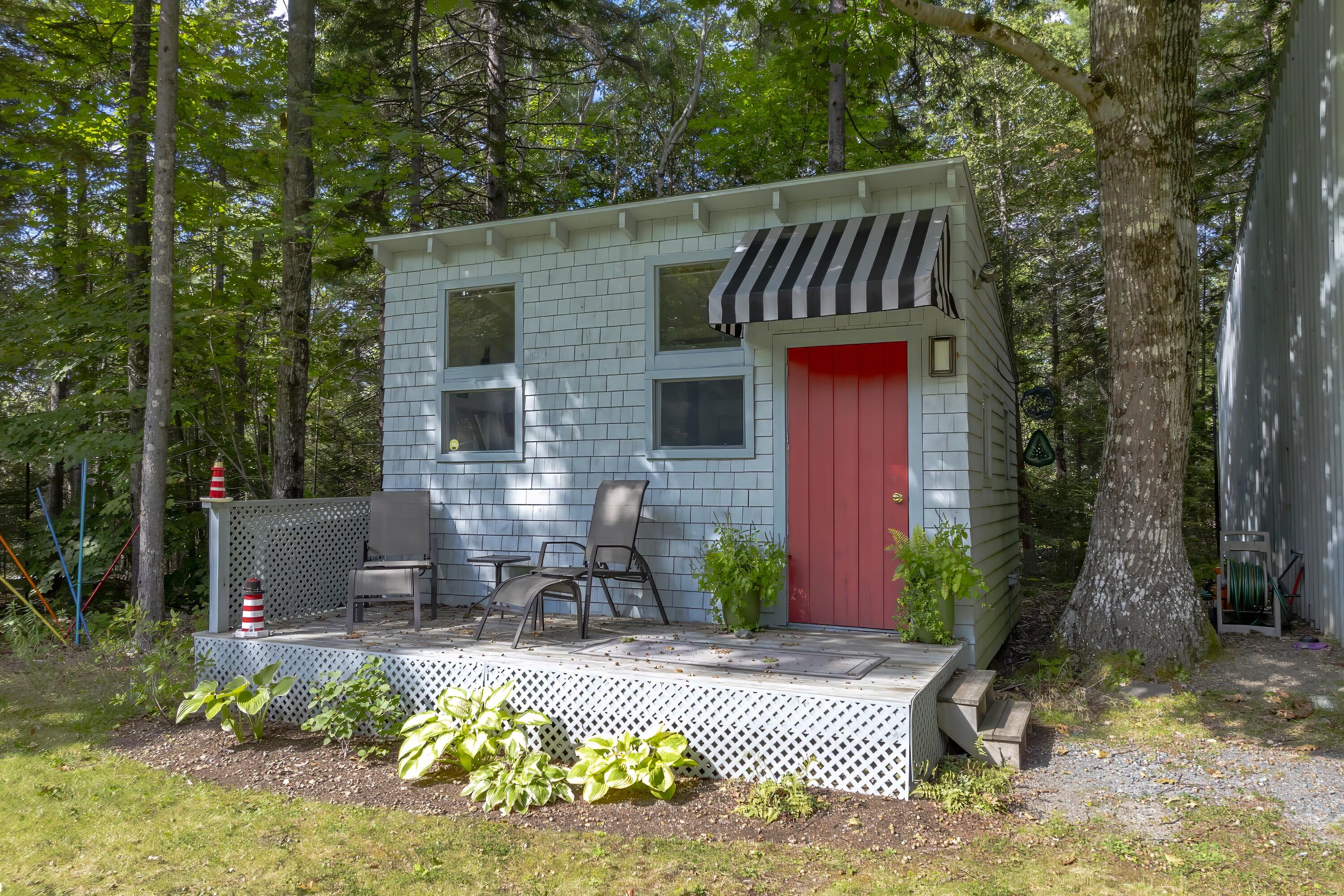 29 Whitney Farm Rd